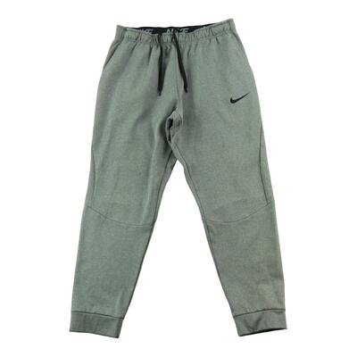 Tweedehands - nike jogging voor heren dri-fit met geborduurde swoosh - als nieuw