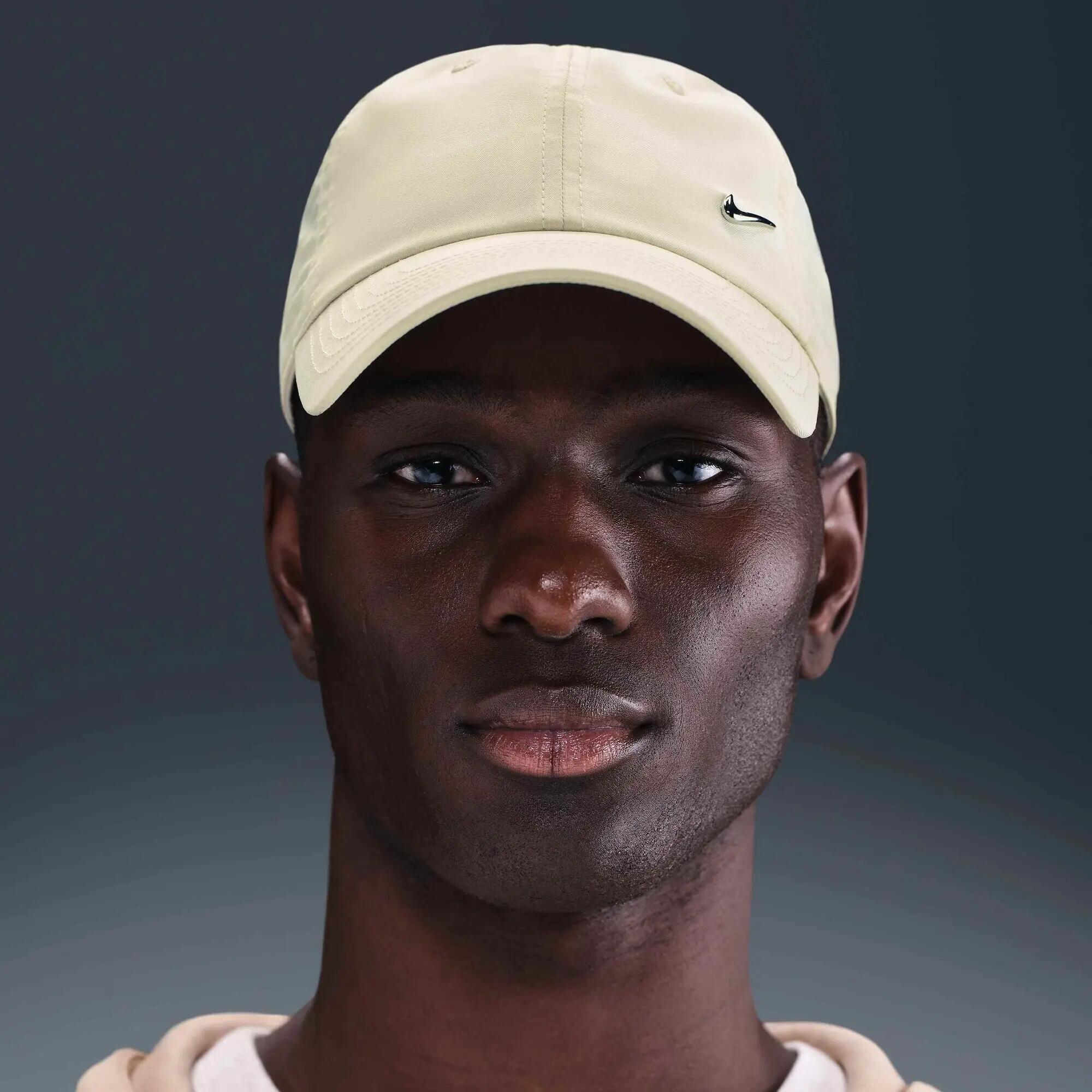 NIKE picture
