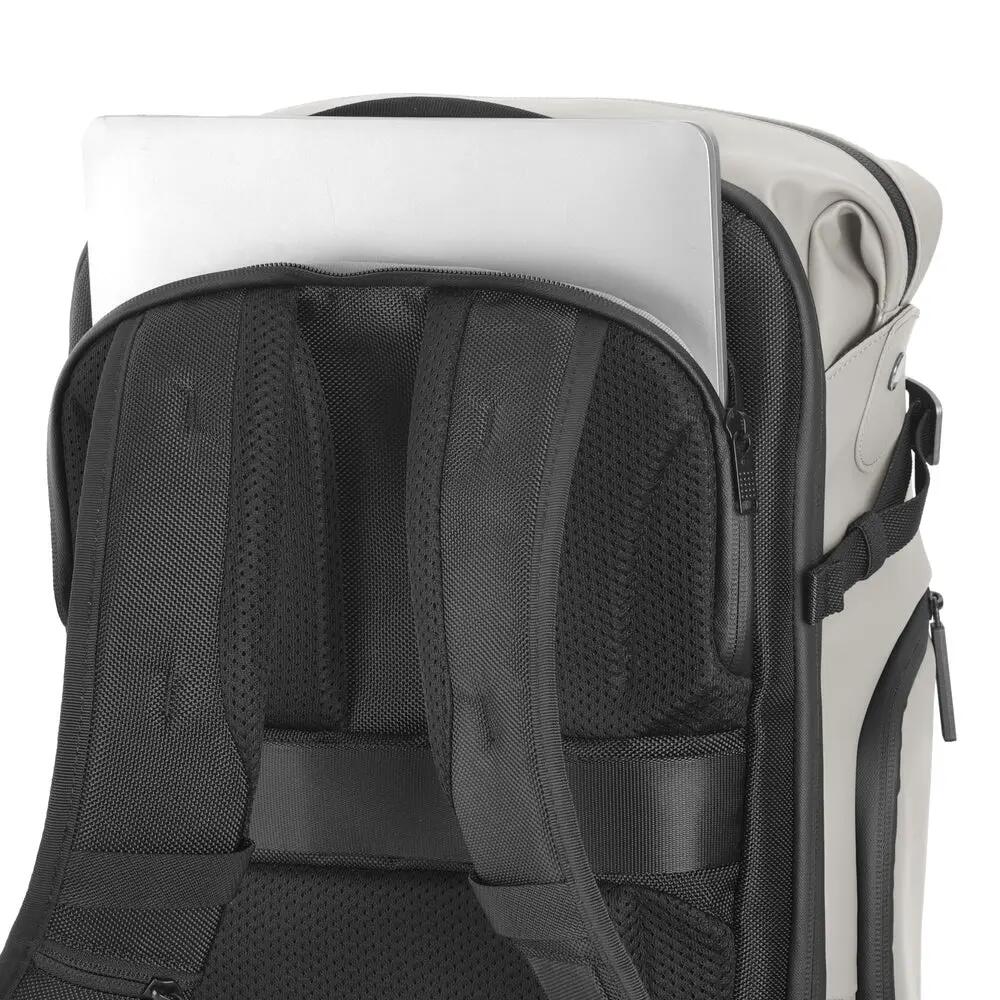 VEO Lite 20 Litre Cream Camera Backpack 3/6