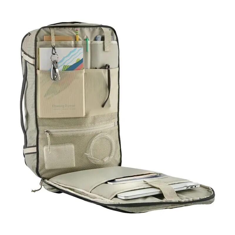 Mochila Gris Patagonia Black Hole® Mini MLC® Pack 30L Weathered Stone Amplia y 4/5