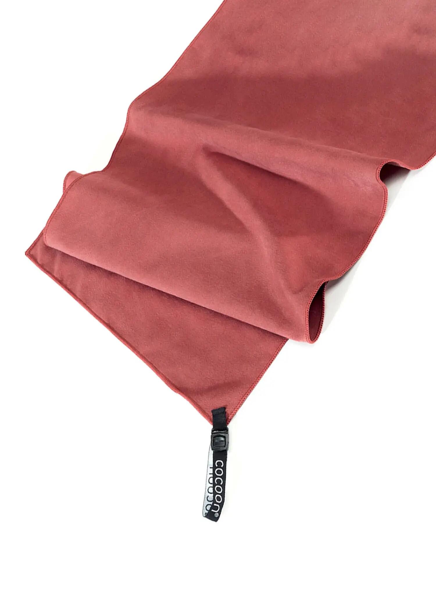 Ręcznik szybkoschnący Cocoon Microfiber Towel - Ultralight S - marsala red 2/2