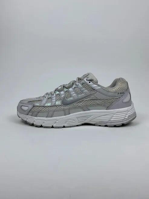 Reconditionné NIKE Baskets Homme, P-6000, Gris Très Bon État 4/4