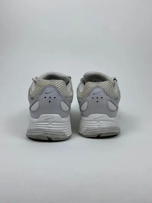 Reconditionné NIKE Baskets Homme, P-6000, Gris Très Bon État 3/4