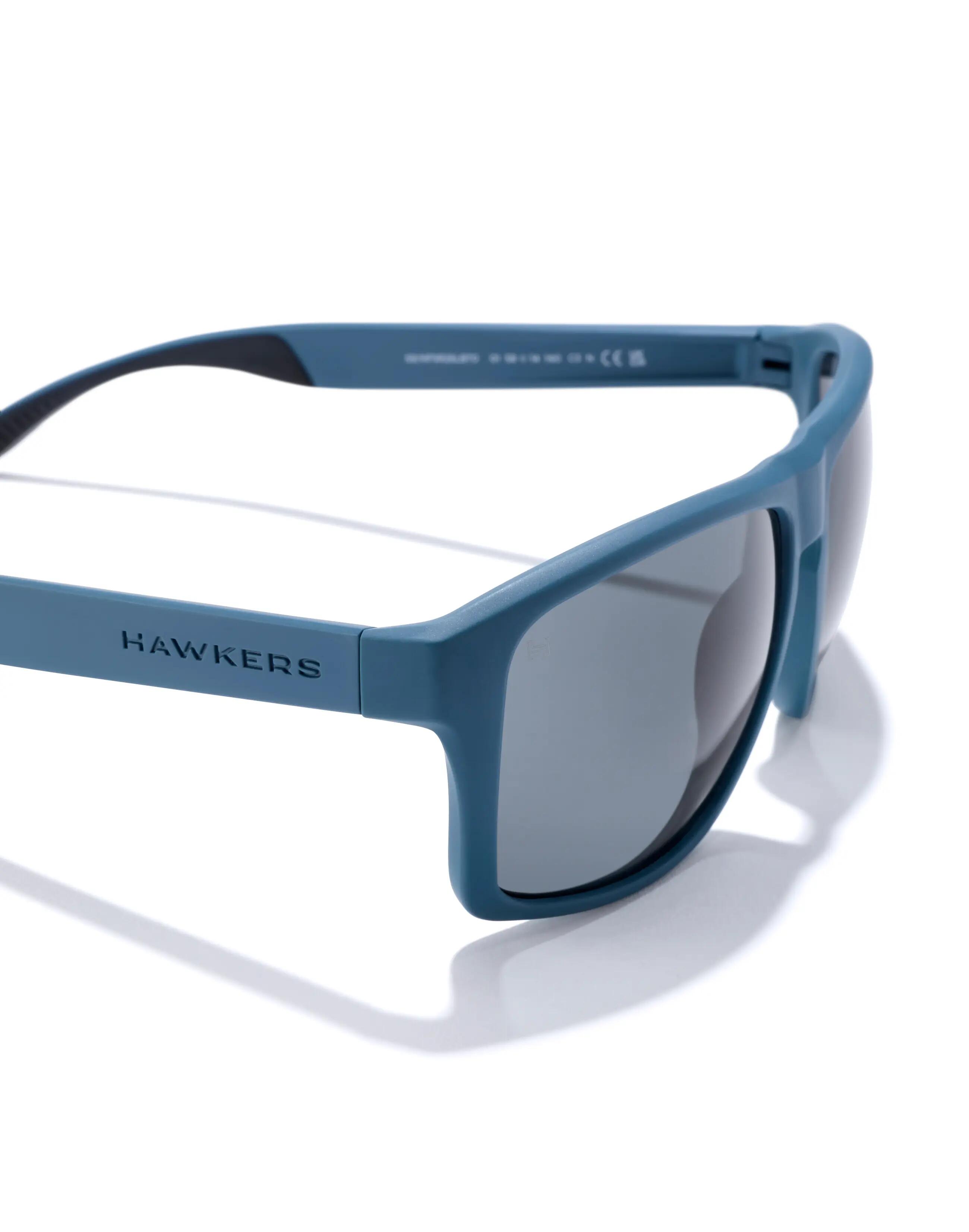 HAWKERS - Zonnebrillen voor Heren en Dames FASTER SPORT RAW - SHADOW BLUE BLACK 3/6