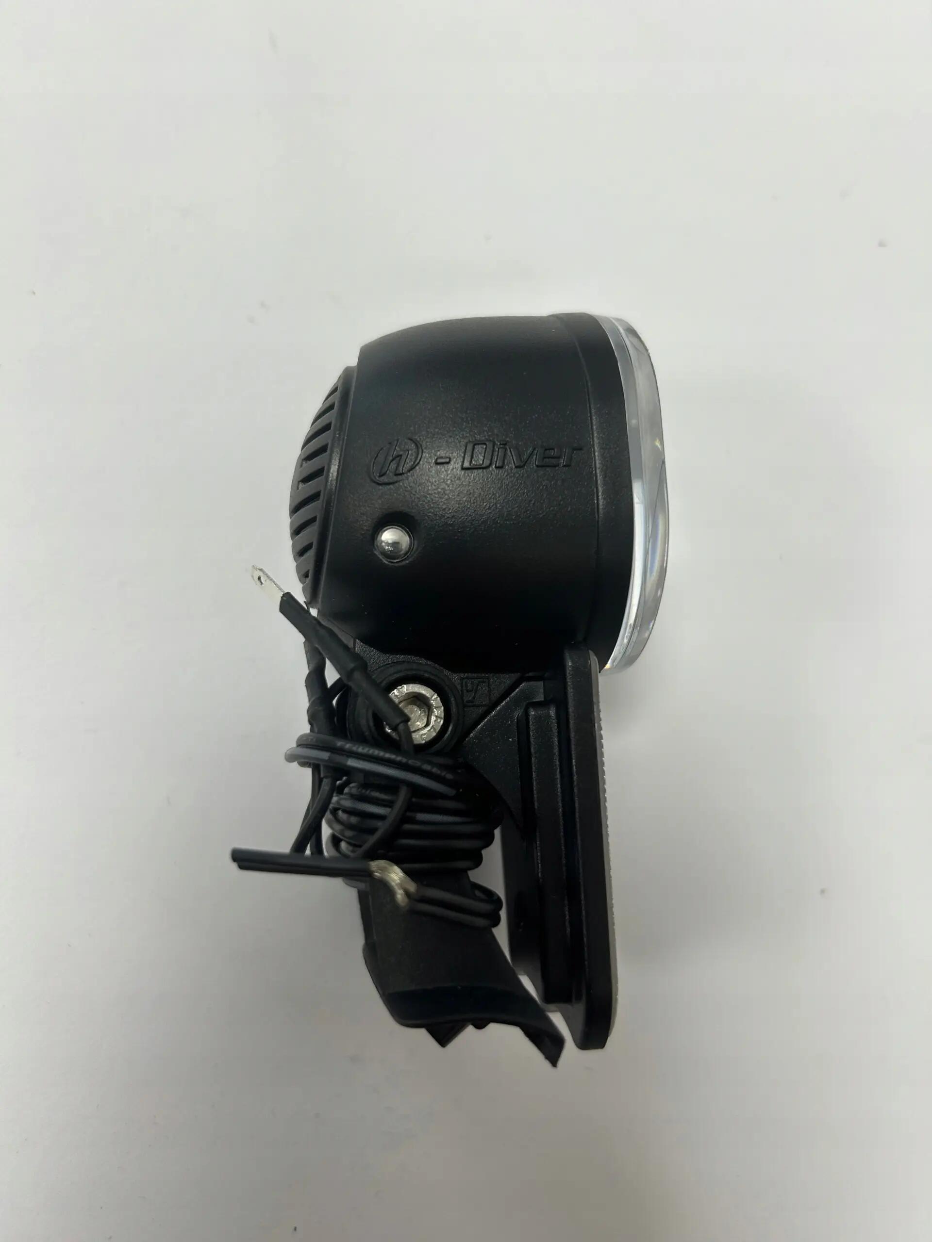 Luz dianteira para bicicleta HERRMANS H-DRIVER com dínamo, LED preto 3/3