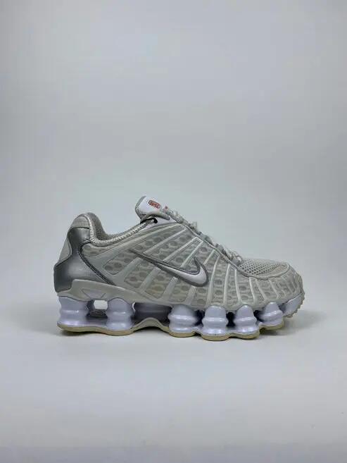 NIKE picture