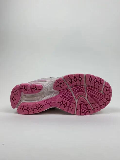 Reconditionné NEW BALANCE Baskets Femme, 2002R, Rose Très Bon État 2/4