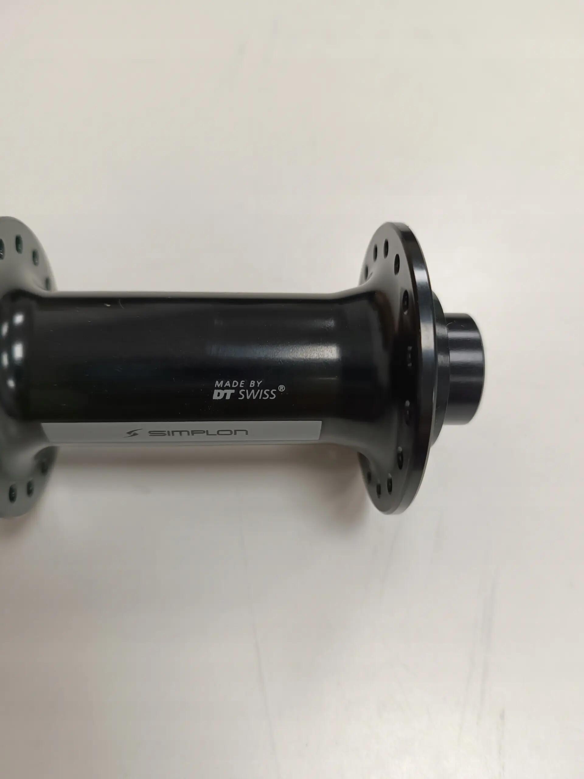 Cubo dianteiro DT Swiss 370 BOOST Centerlock para MTB 5/7