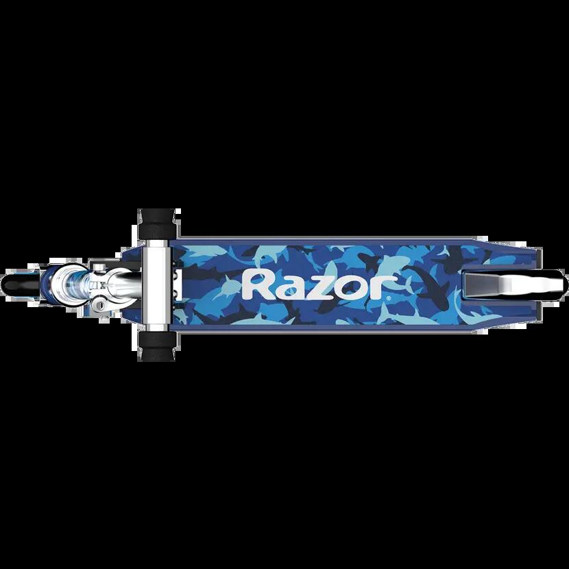 Odrážecí koloběžka Razor A SE Shark camo 12/12