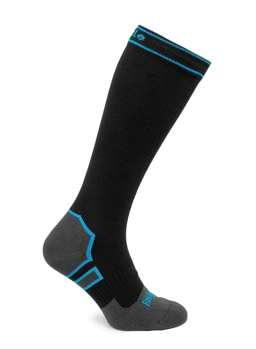 Skarpety Bridgedale StormSock Mid Knee - black/blue 7/7