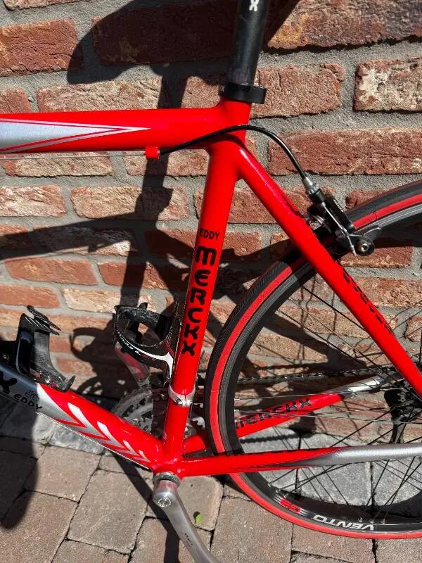 Tussen Particulieren - Eddy Merckx-fiets ter gelegenheid van het 25-jarig 2/7