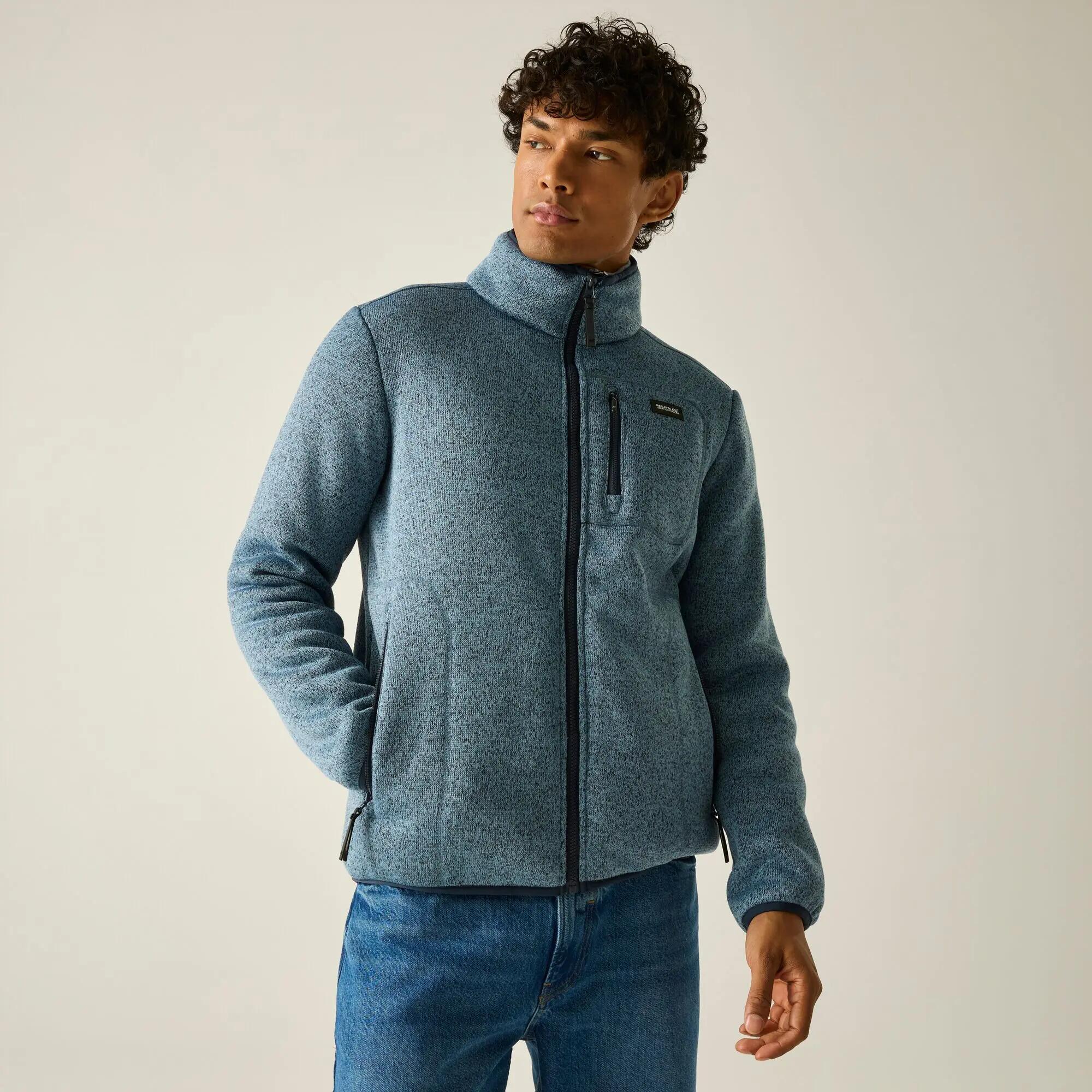 Forro polar activo y aislante con cremallera Barlee para hombre 2/11