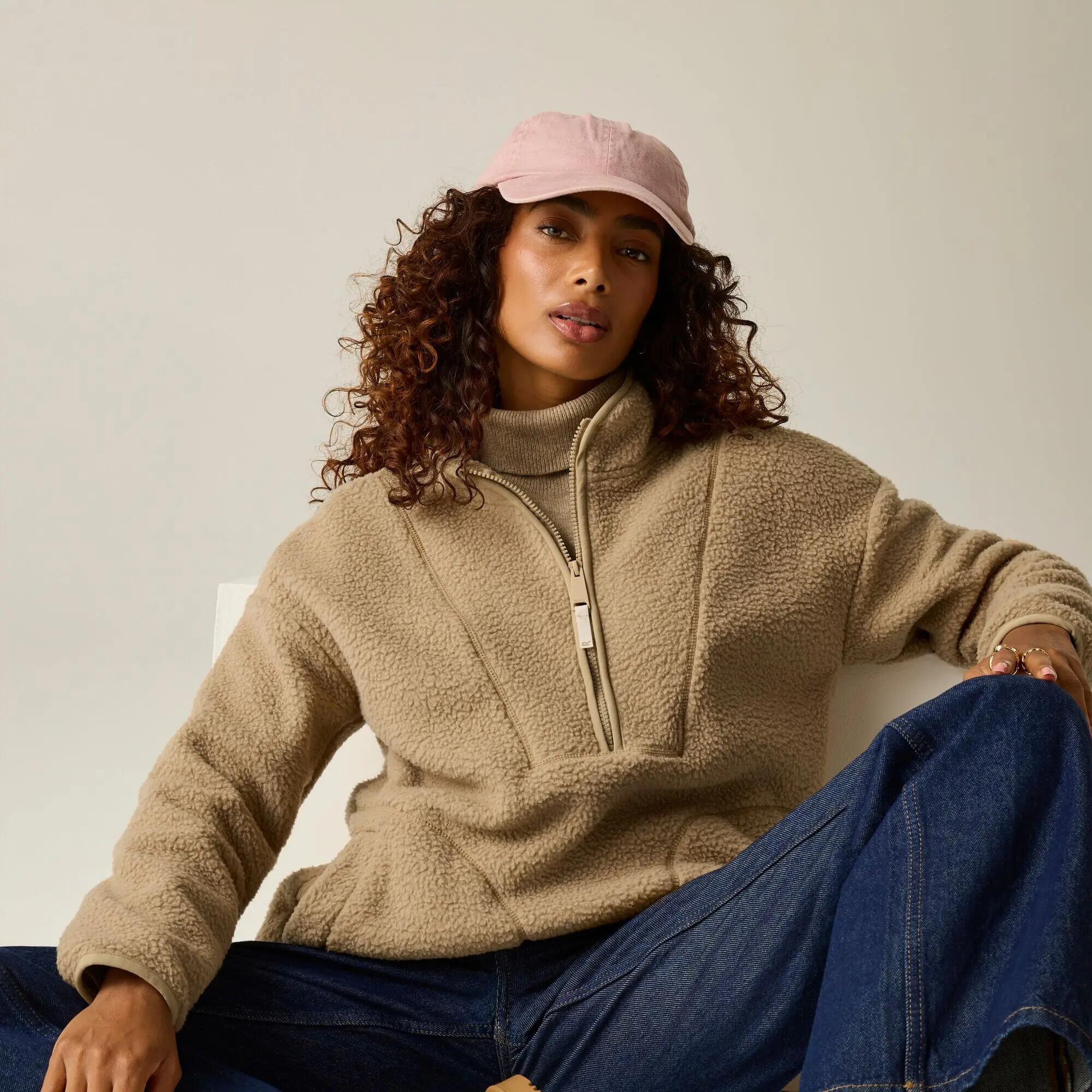 Damen-Fleecejacke von Frankie Borg (langer Schnitt, halber Reißverschluss) 6/11