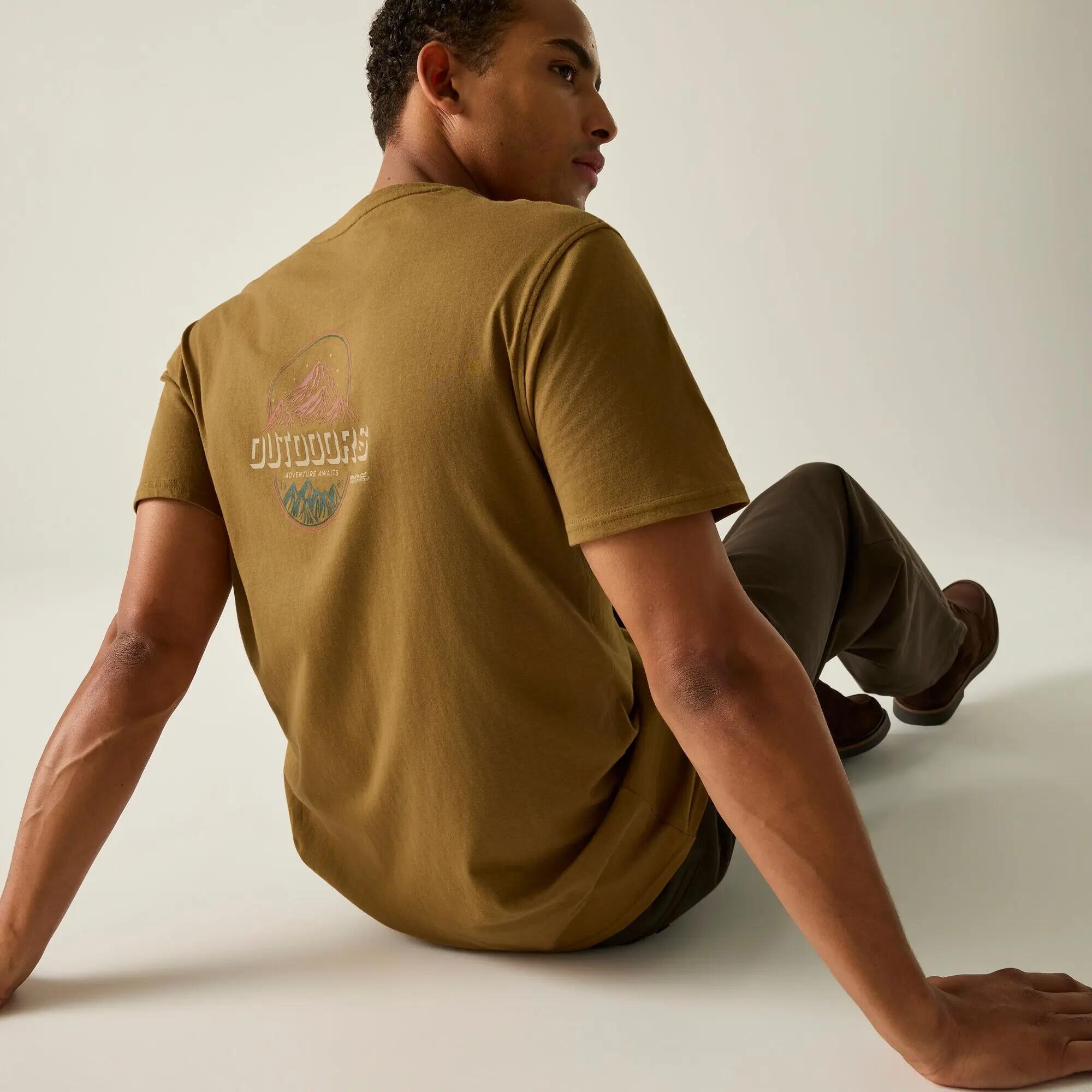 T-shirt grafica a maniche corte Cline IX da uomo 3/10