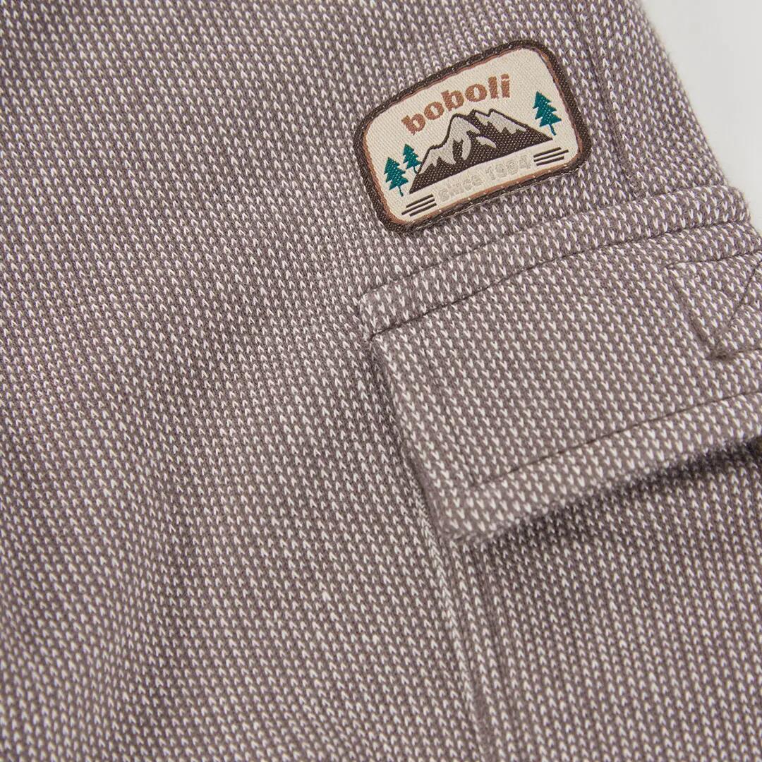 Pantalón marrón niño con bolsillos cargo 4/4