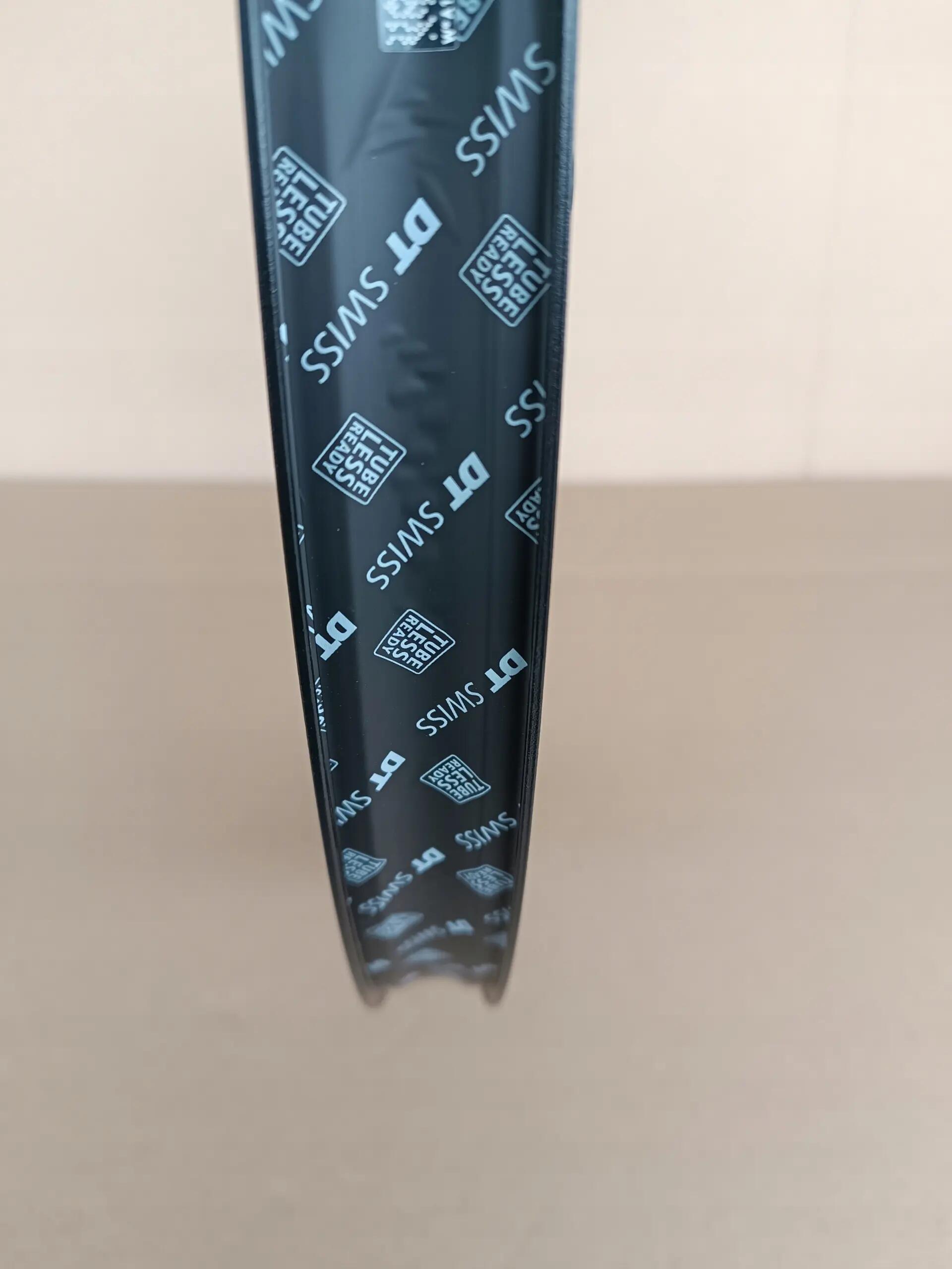 Roue avant VTT DT Swiss HX SPLINE LS 27.5 CL 30 15/ 3/8