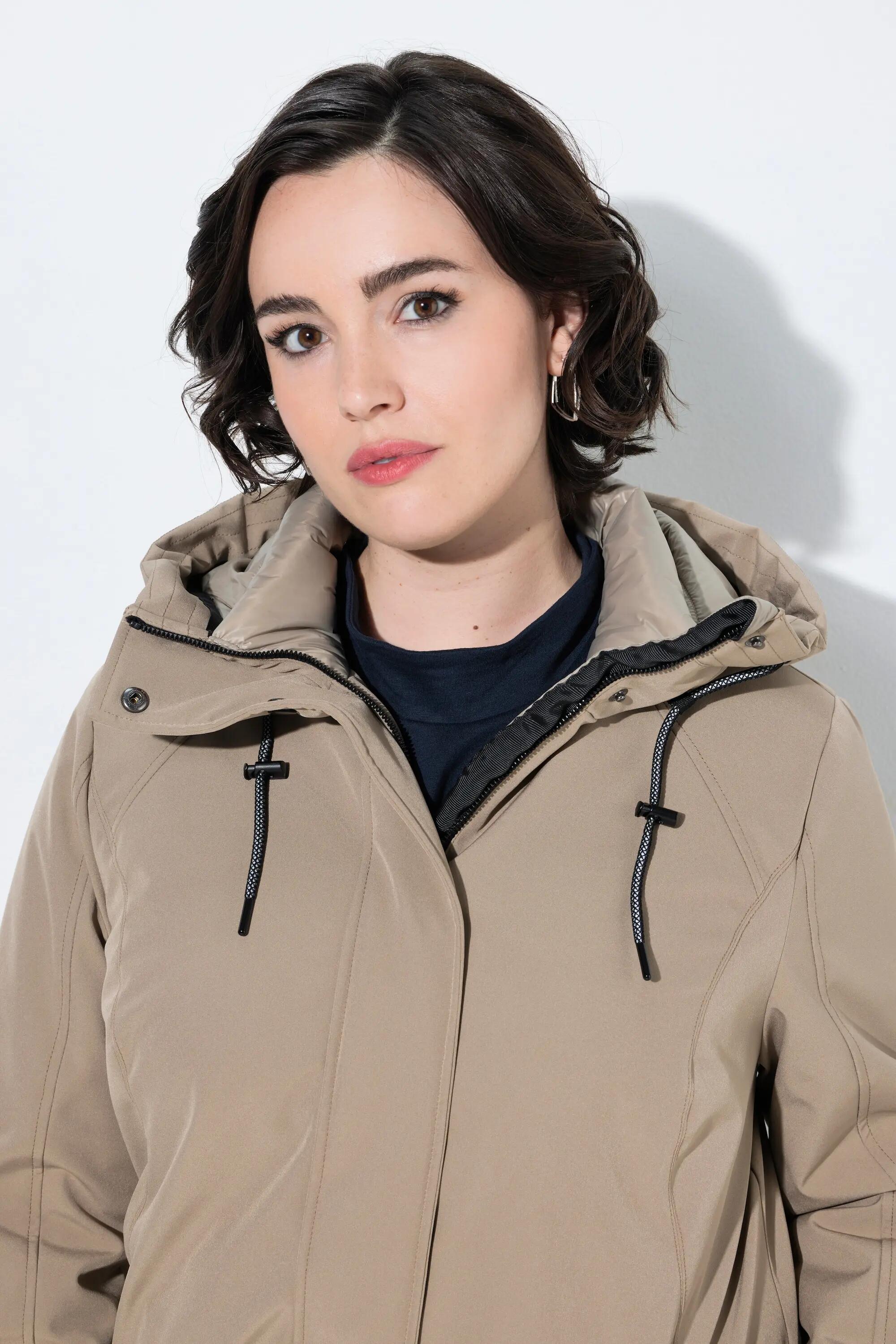 Femme Veste technique HYPRAR à capuche matière déperlante 3/7