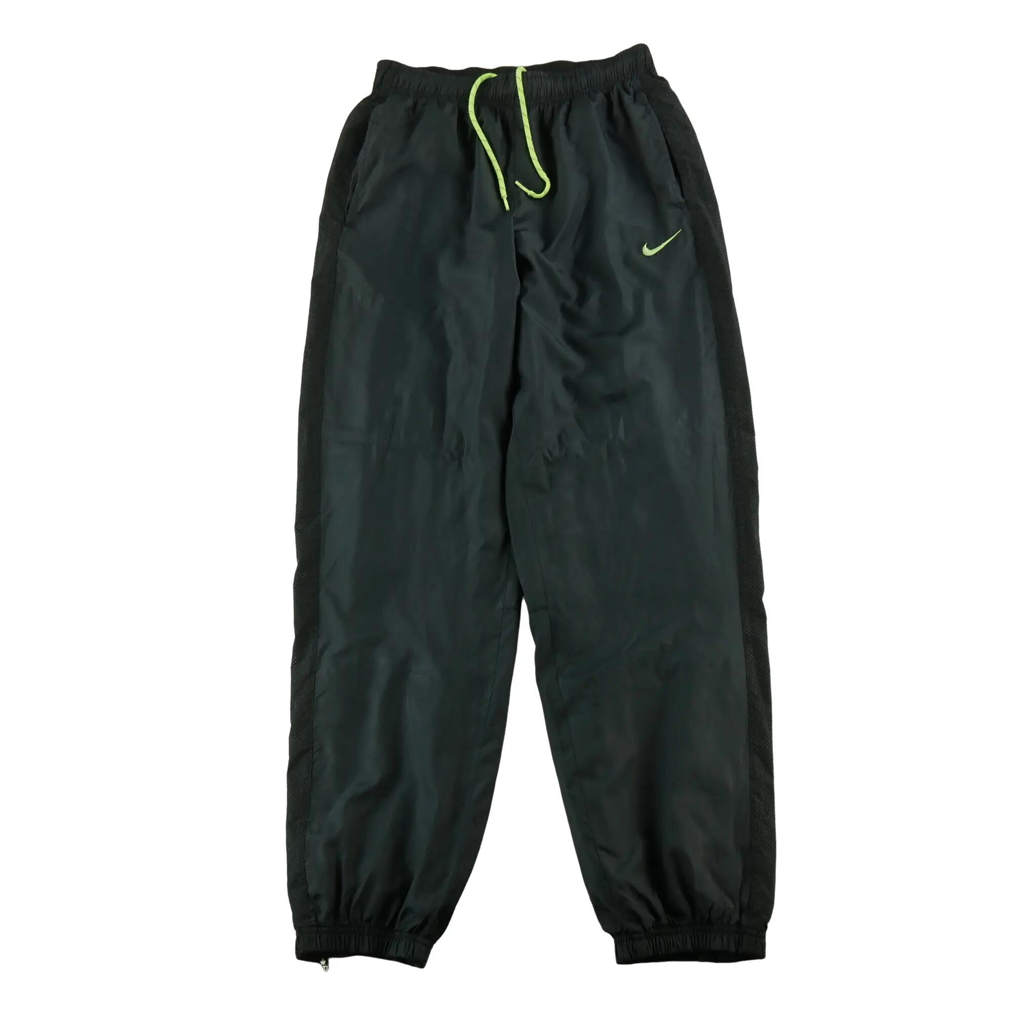 NIKE picture