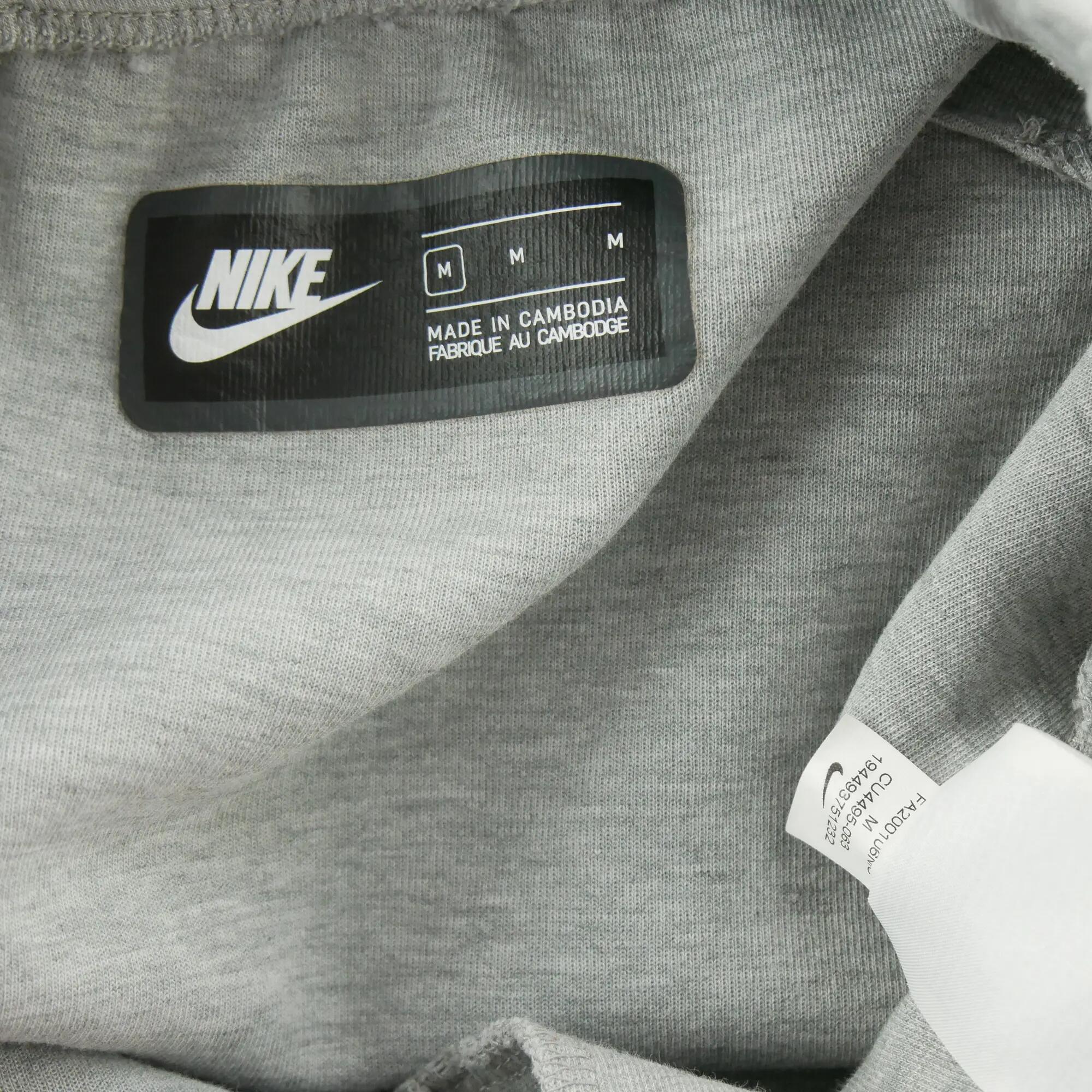 Segunda Vida - Joggings Hombre Nike Tech Fleece - Muy Bueno 6/7