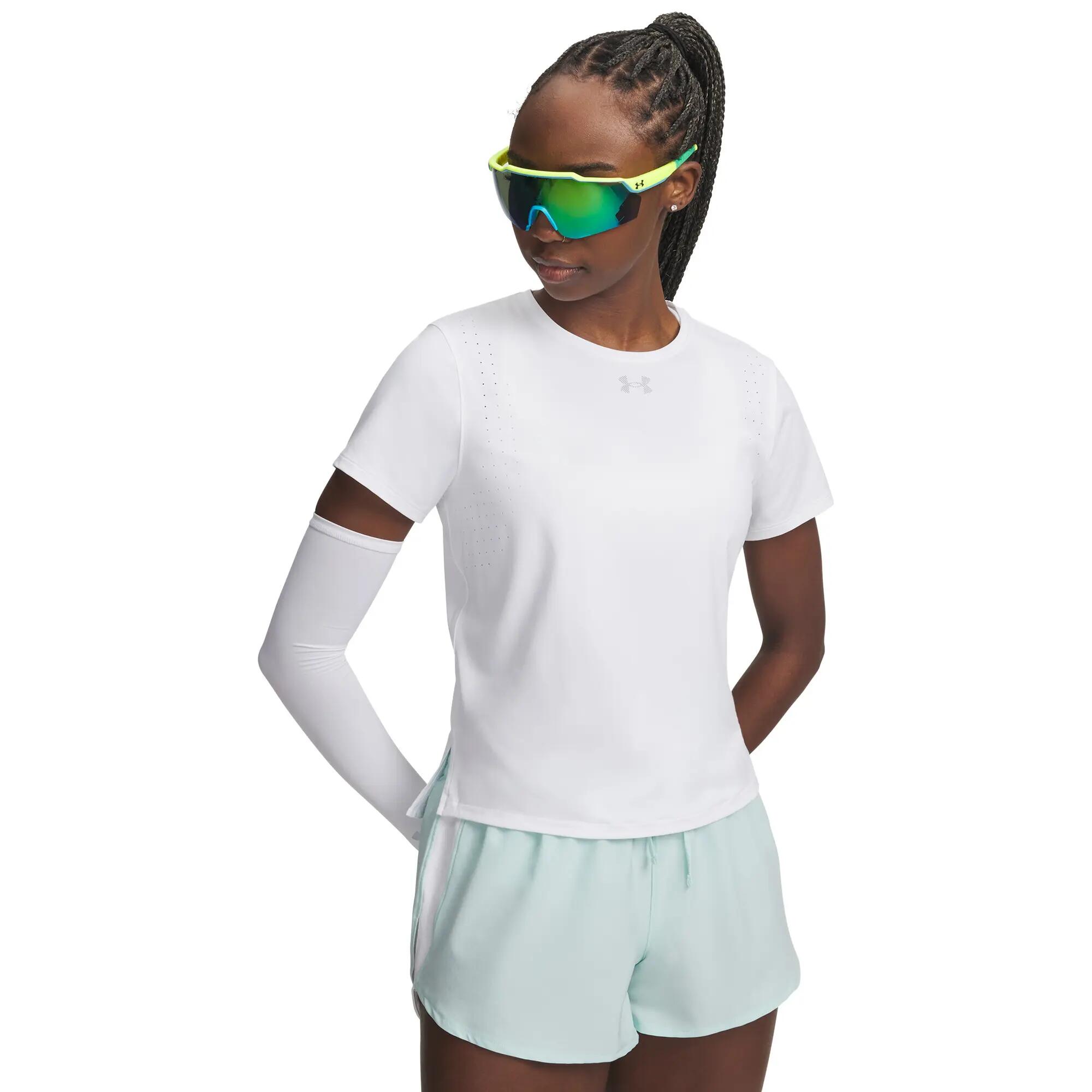 UNDER ARMOUR picture