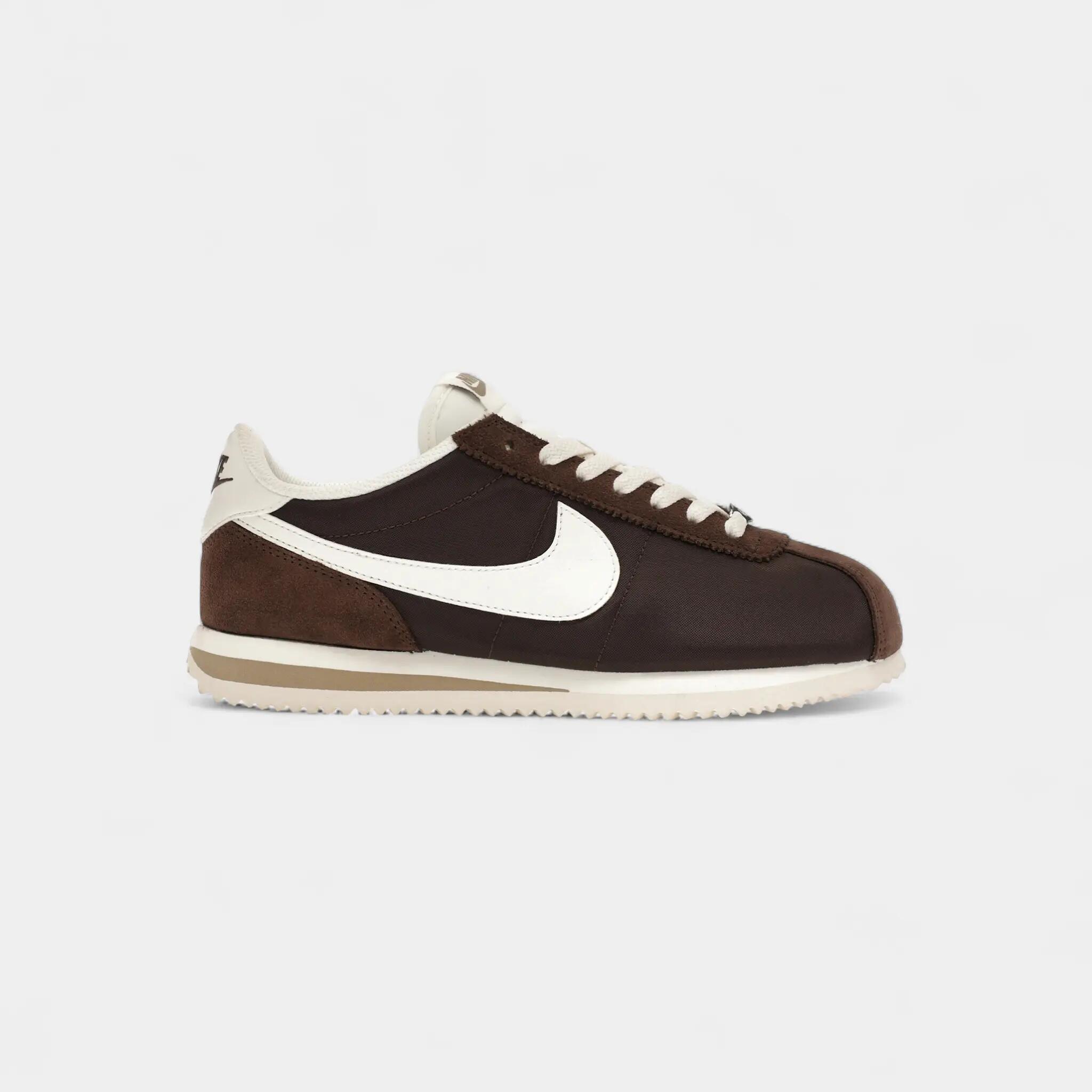 NIKE picture