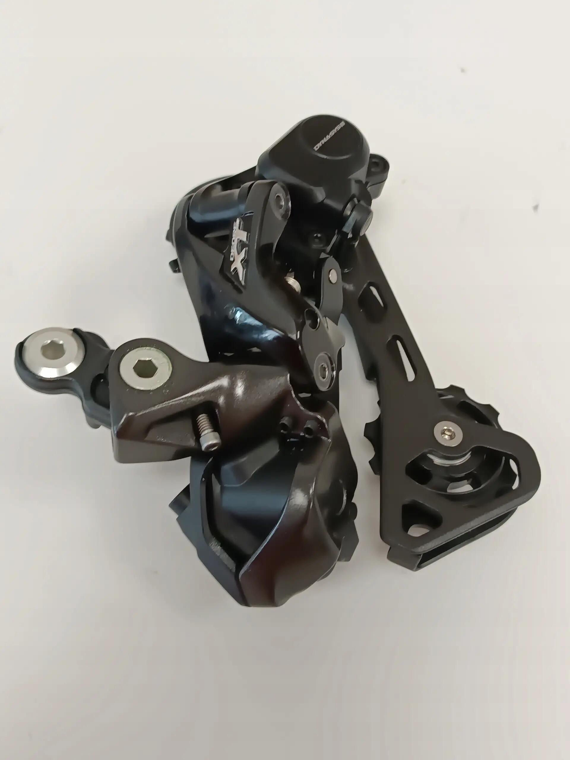 Rear derailleur Shimano Deore XT RD-M8050 11V 6/6