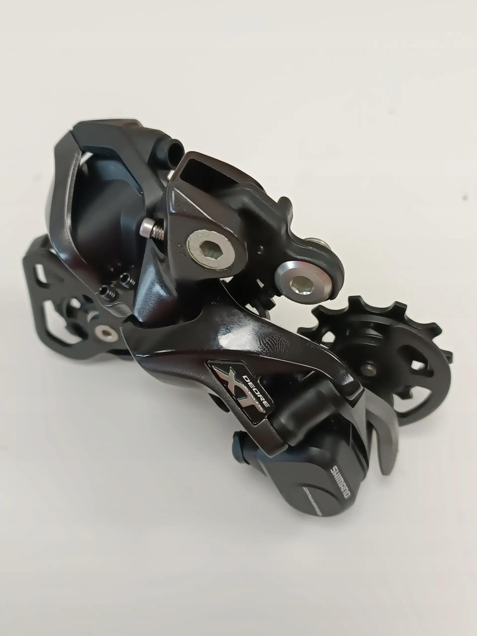 Rear derailleur Shimano Deore XT RD-M8050 11V 4/6
