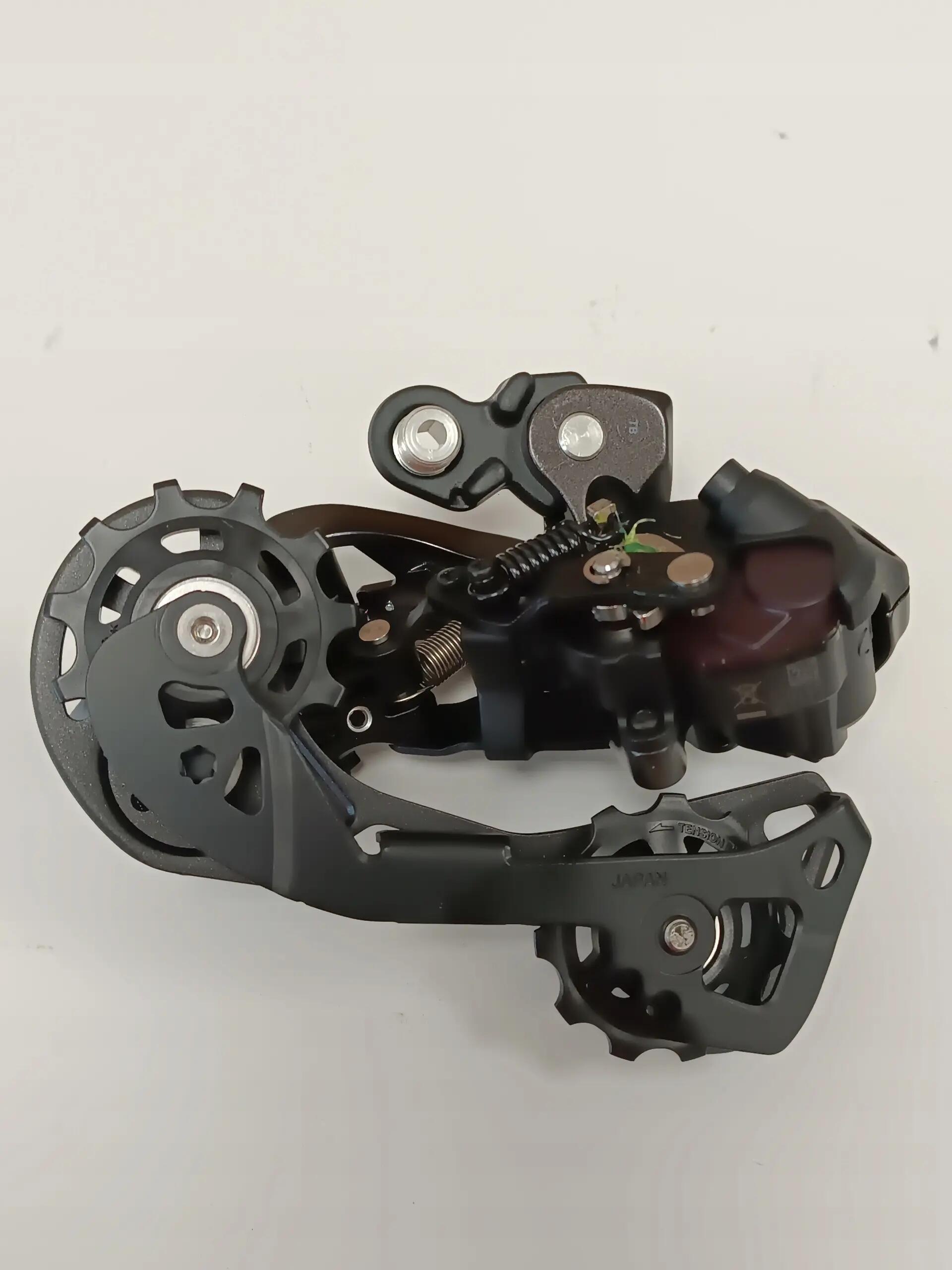 Rear derailleur Shimano Deore XT RD-M8050 11V 3/6