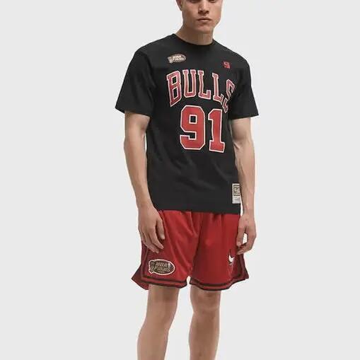 T-shirt Mitchell & Ness Rodman  black 5/6