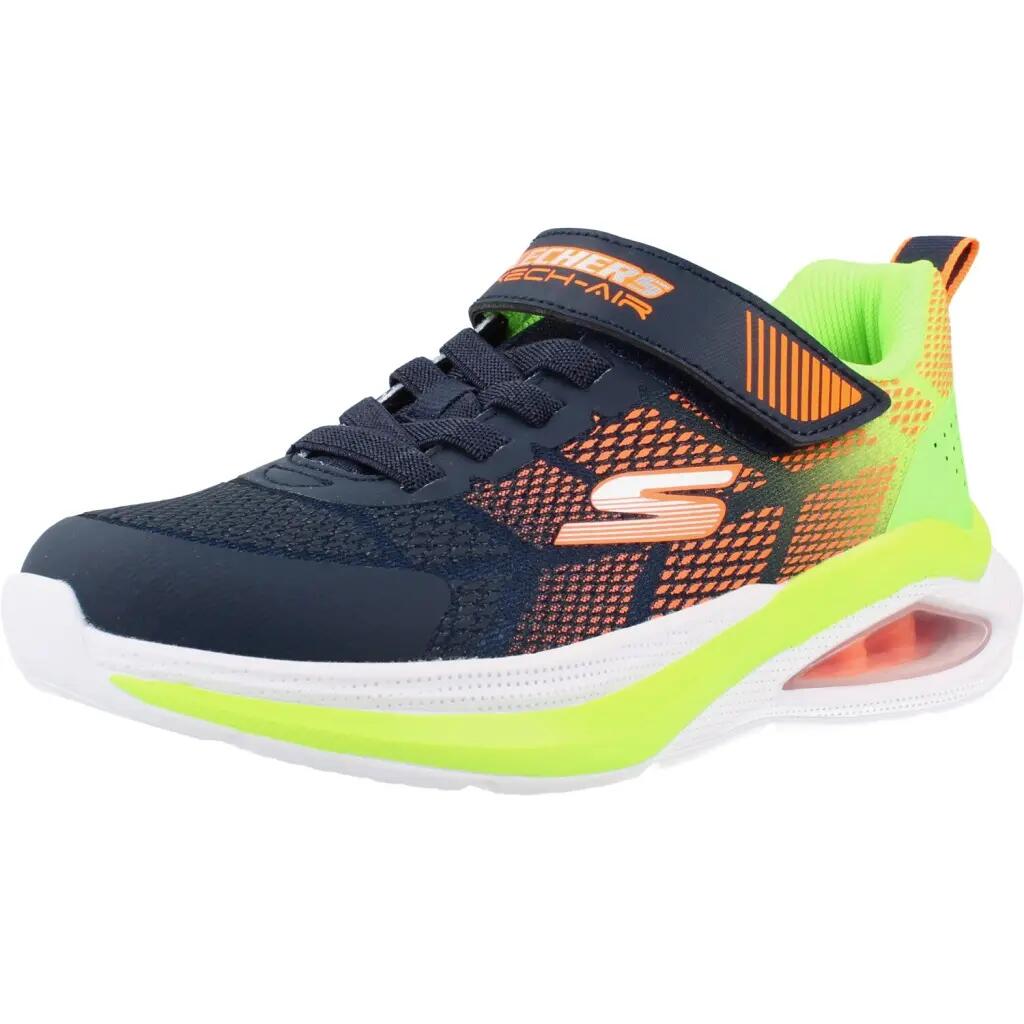 SKECHERS picture