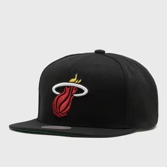 Boné Mitchell & ness modelo HHSS2976-MHEYYPPPBLCK para homem 6/6