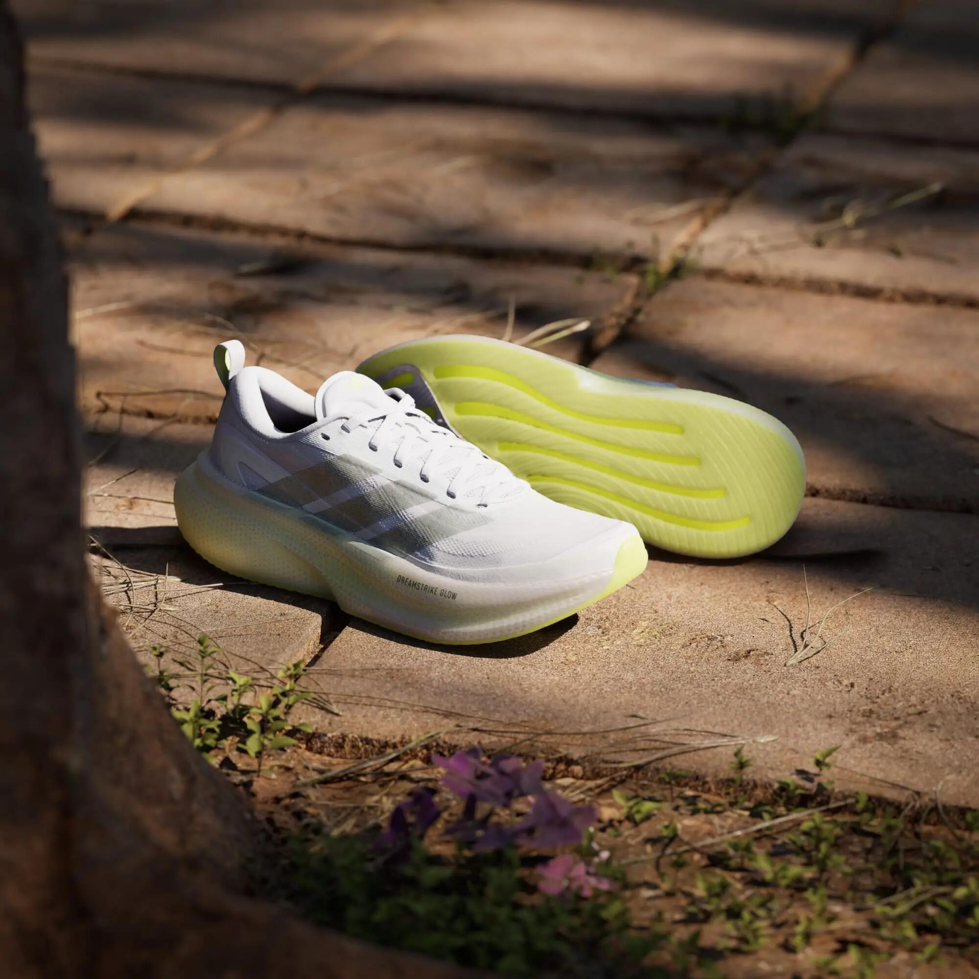 CHAUSSURE DE RUNNING SUPERNOVA GLIDE 6/15