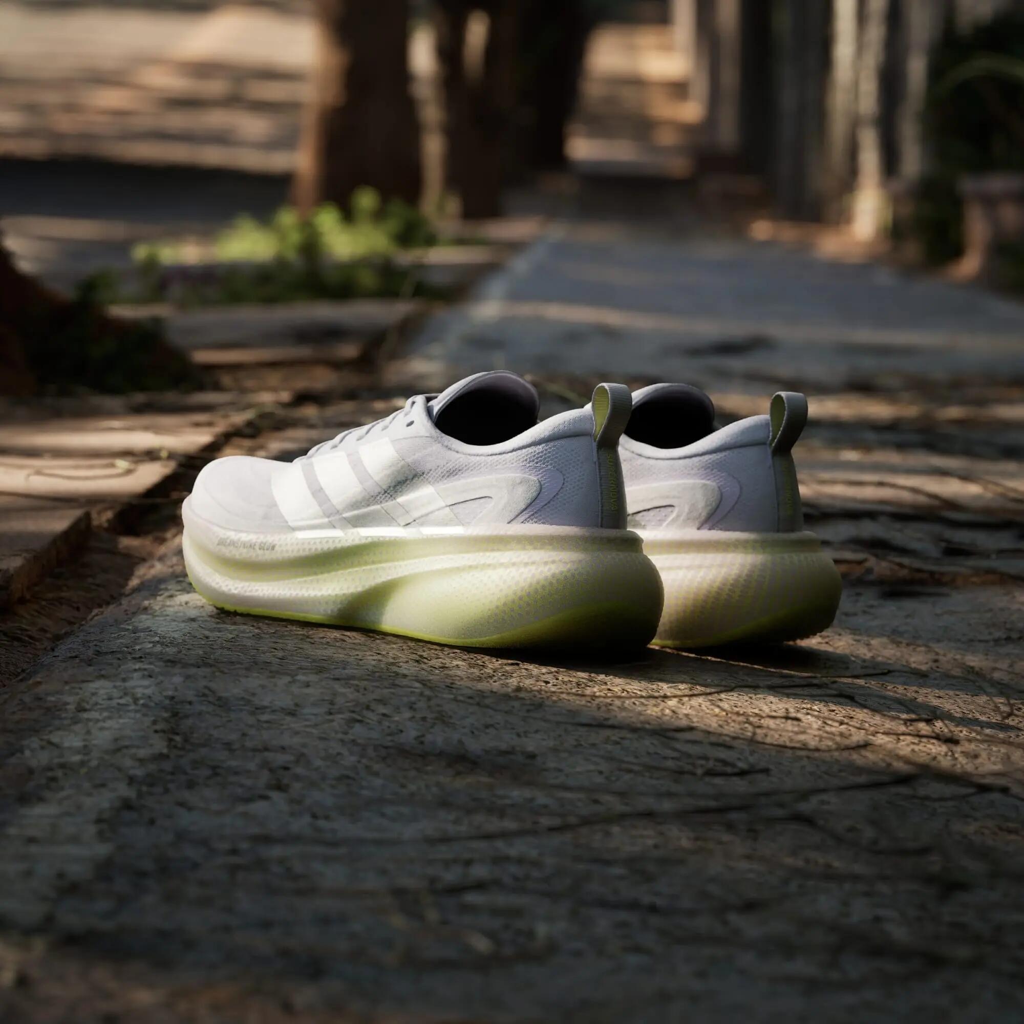 CHAUSSURE DE RUNNING SUPERNOVA GLIDE 14/15