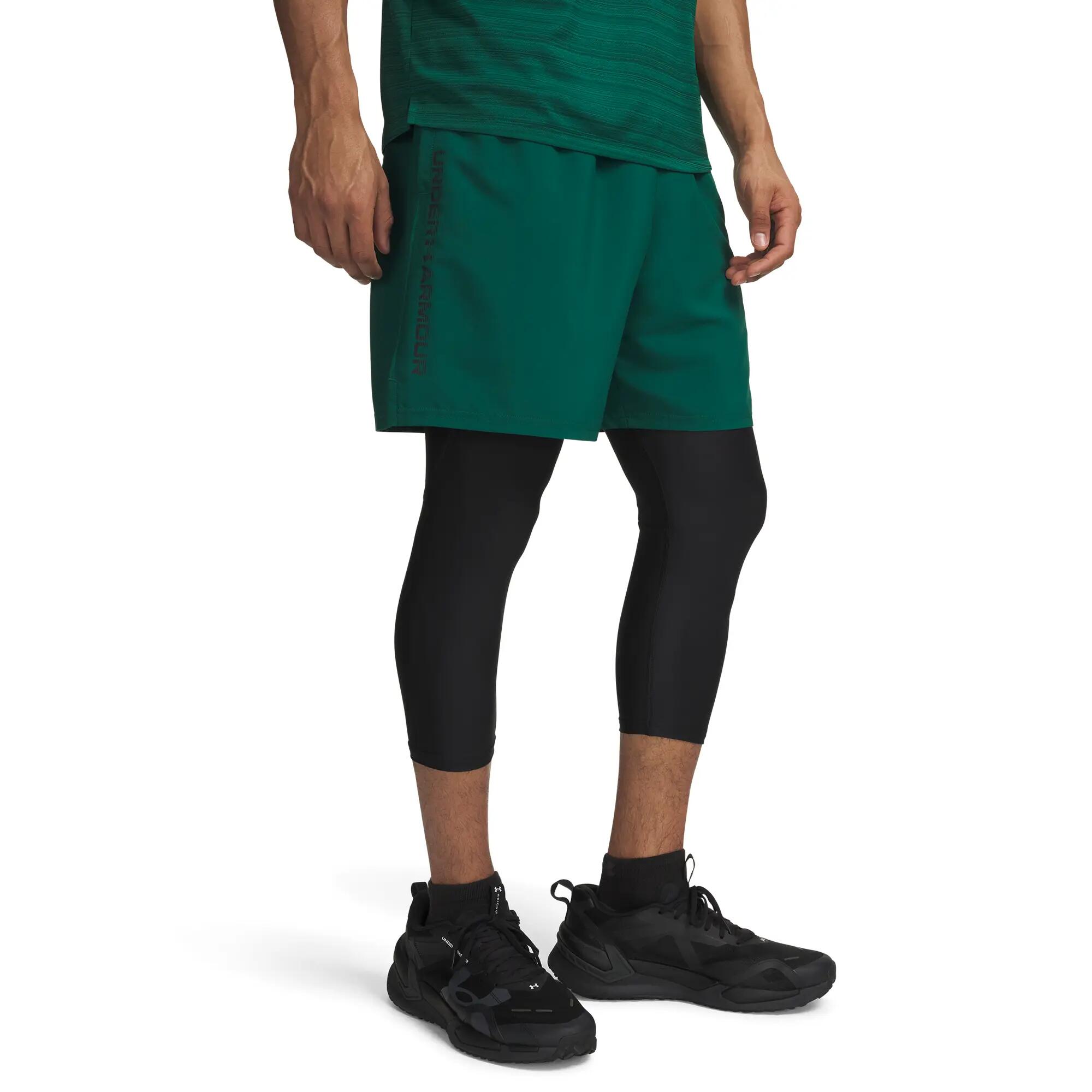 UNDER ARMOUR picture