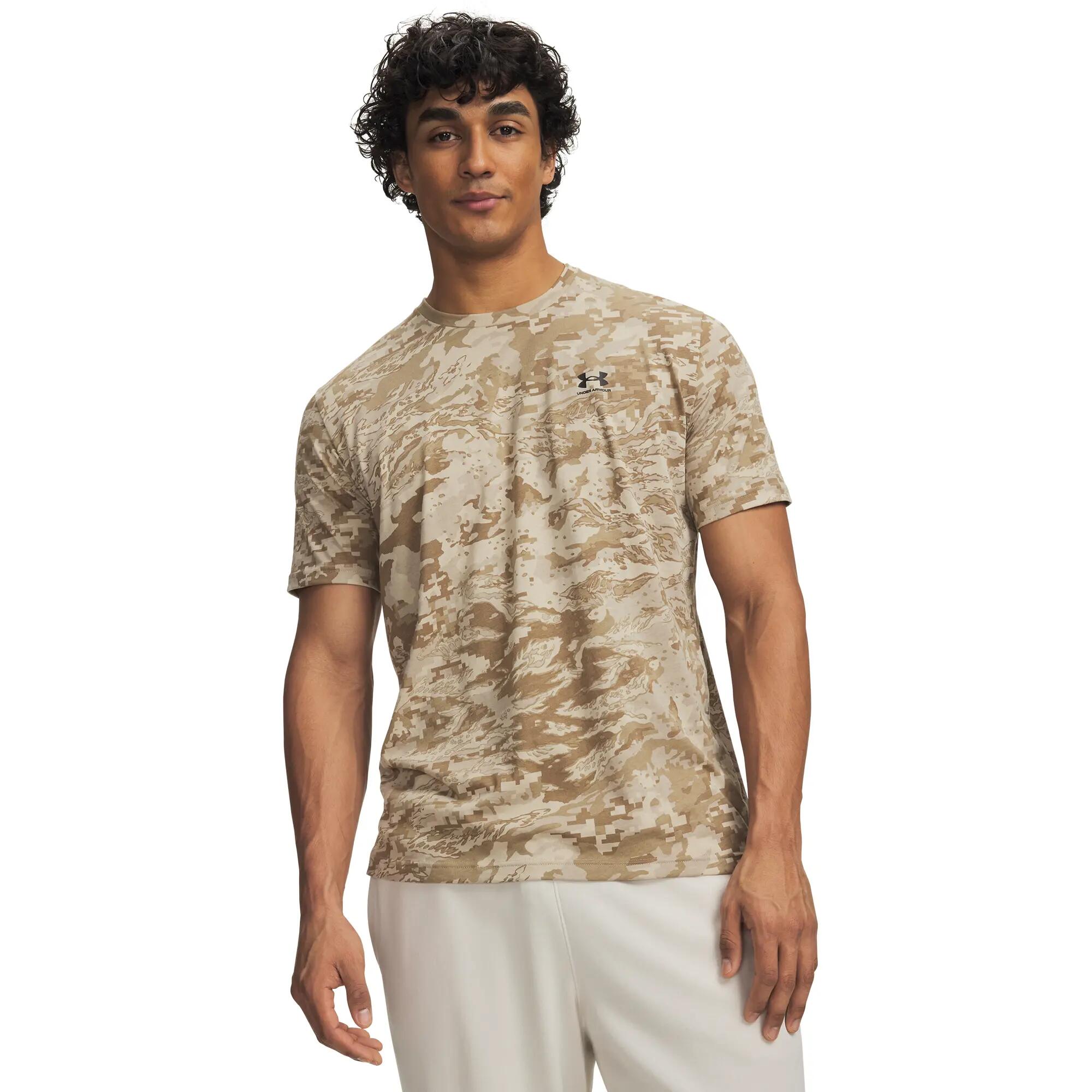 UNDER ARMOUR picture