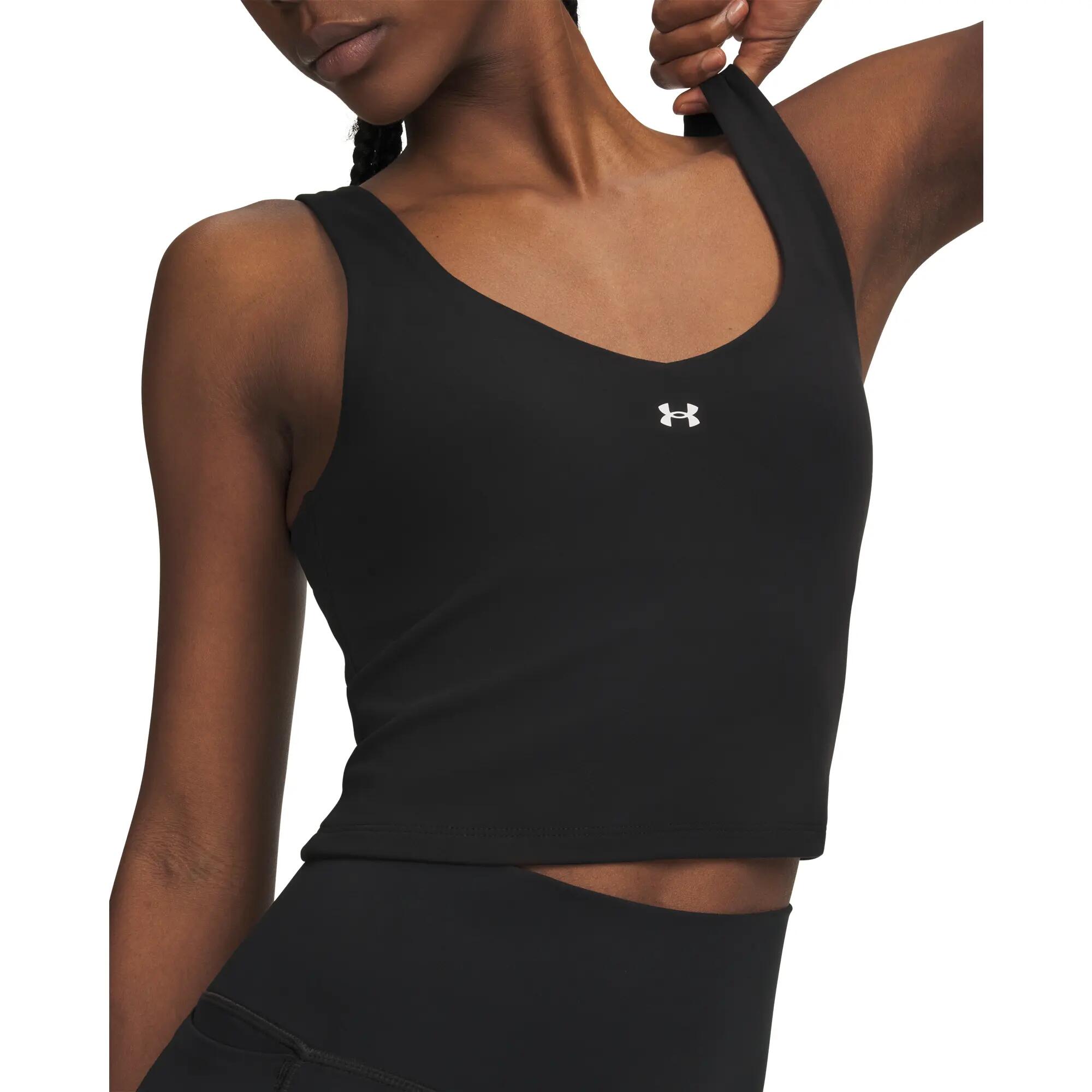 UNDER ARMOUR picture