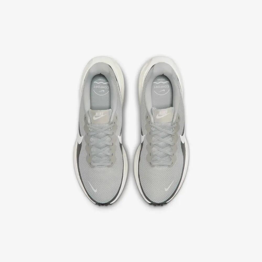 Buty sportowe Nike Revolution 8 4/7