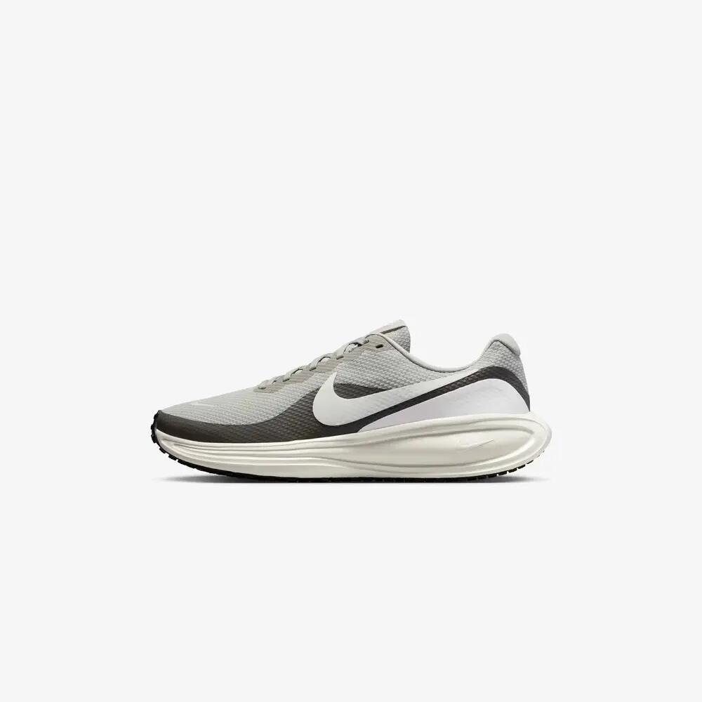 Buty sportowe Nike Revolution 8 3/7