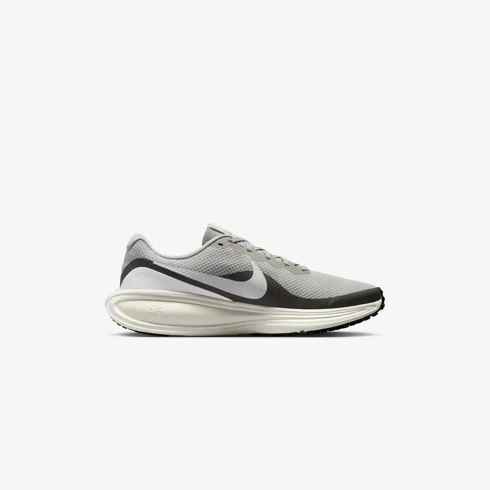 Buty sportowe Nike Revolution 8 2/7