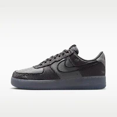 NIKE picture