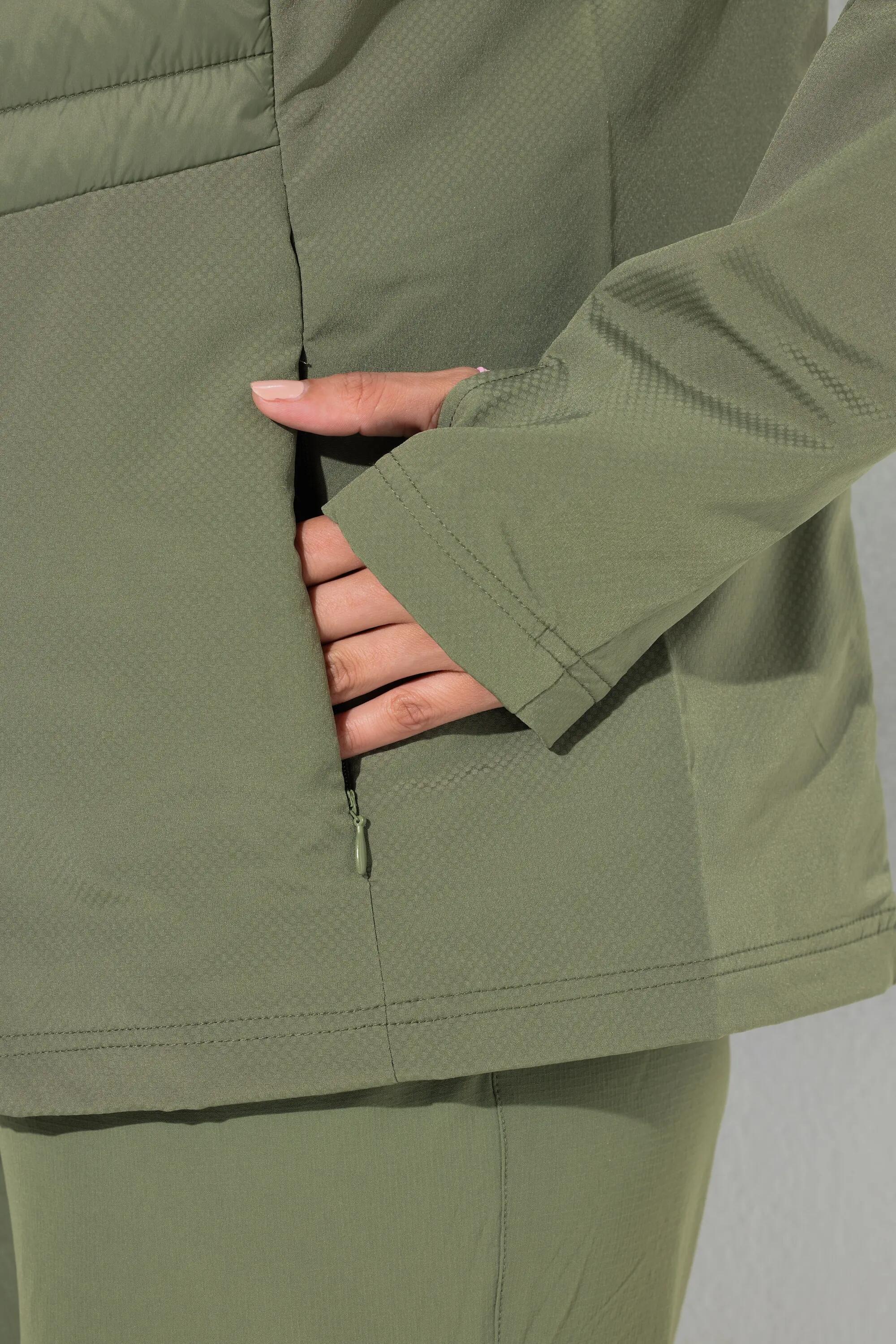 Femme Veste technique HYPRAR 2-en-1 manches amovibles et col montant 5/7