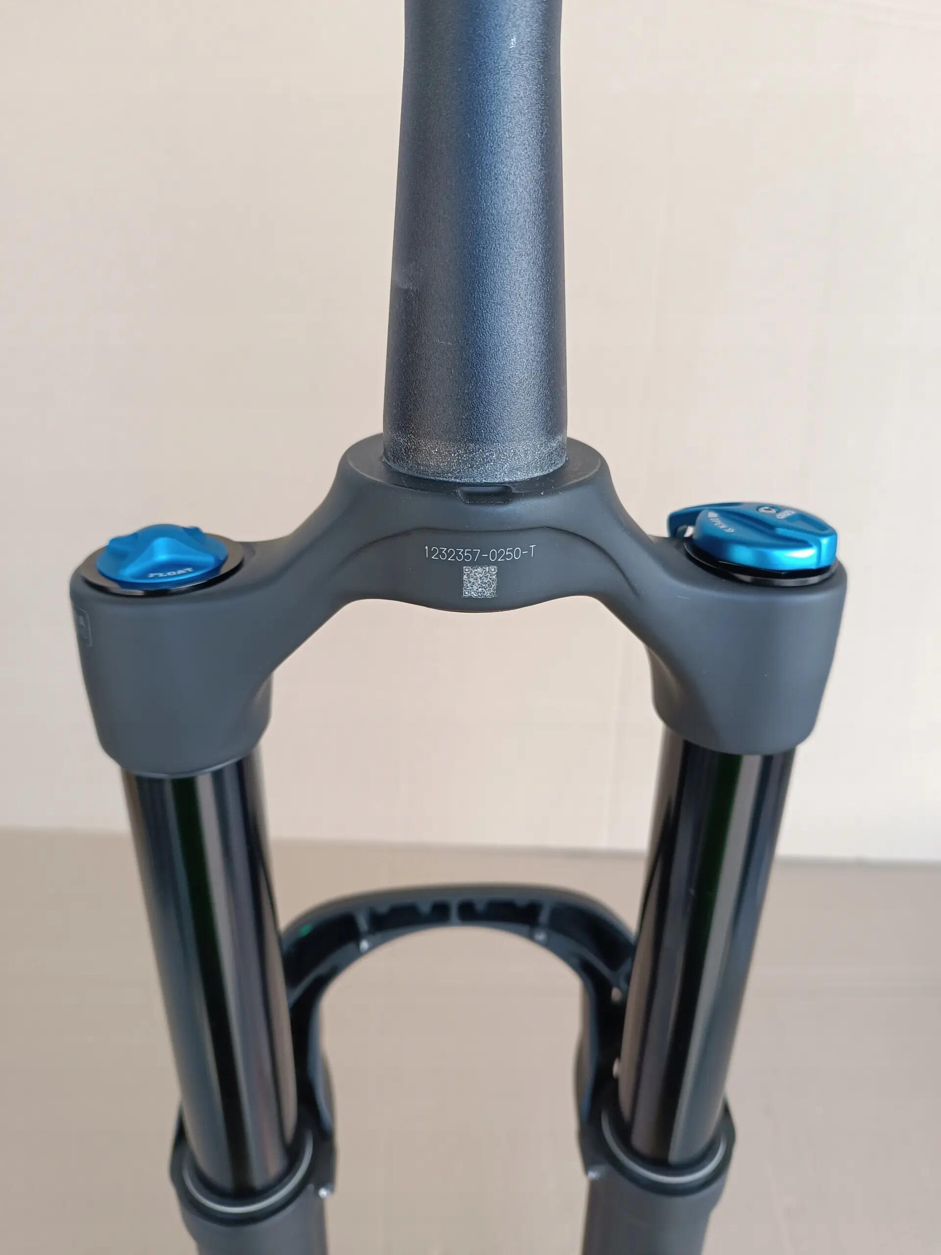 Ammortizzatore per bicicletta FOX 36 Float Performance 11/11