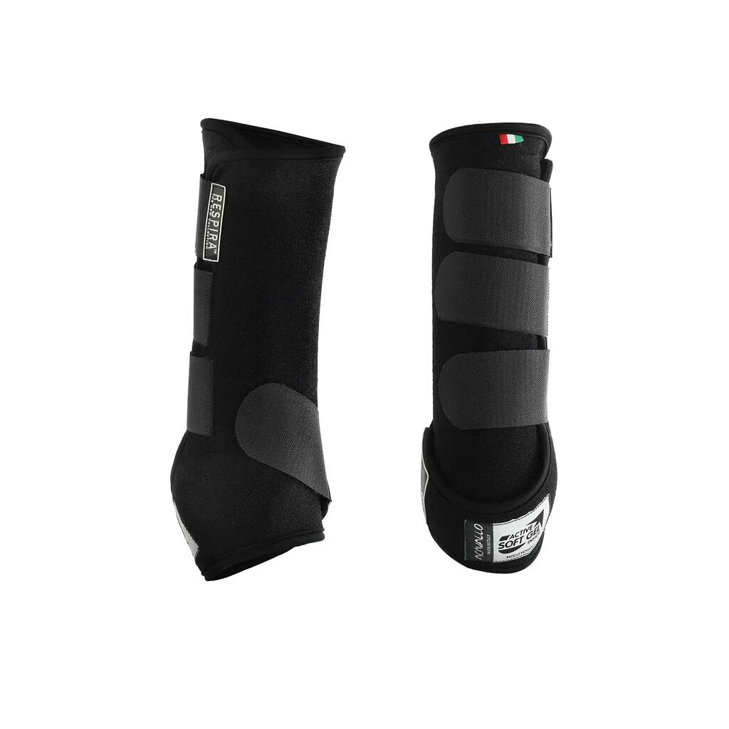 Rear horse leg boots in neoprene and gel
