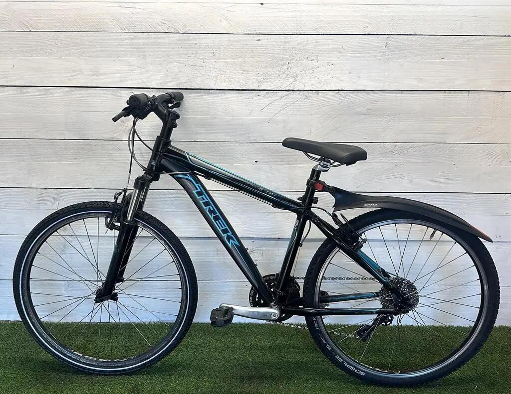Bicicletta usata Trek Skue SL 4/4
