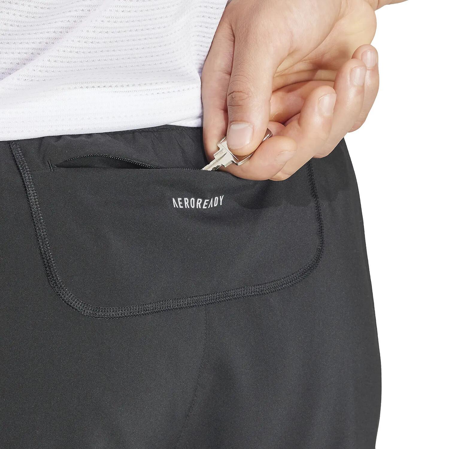Own The Run Shorts 8/10