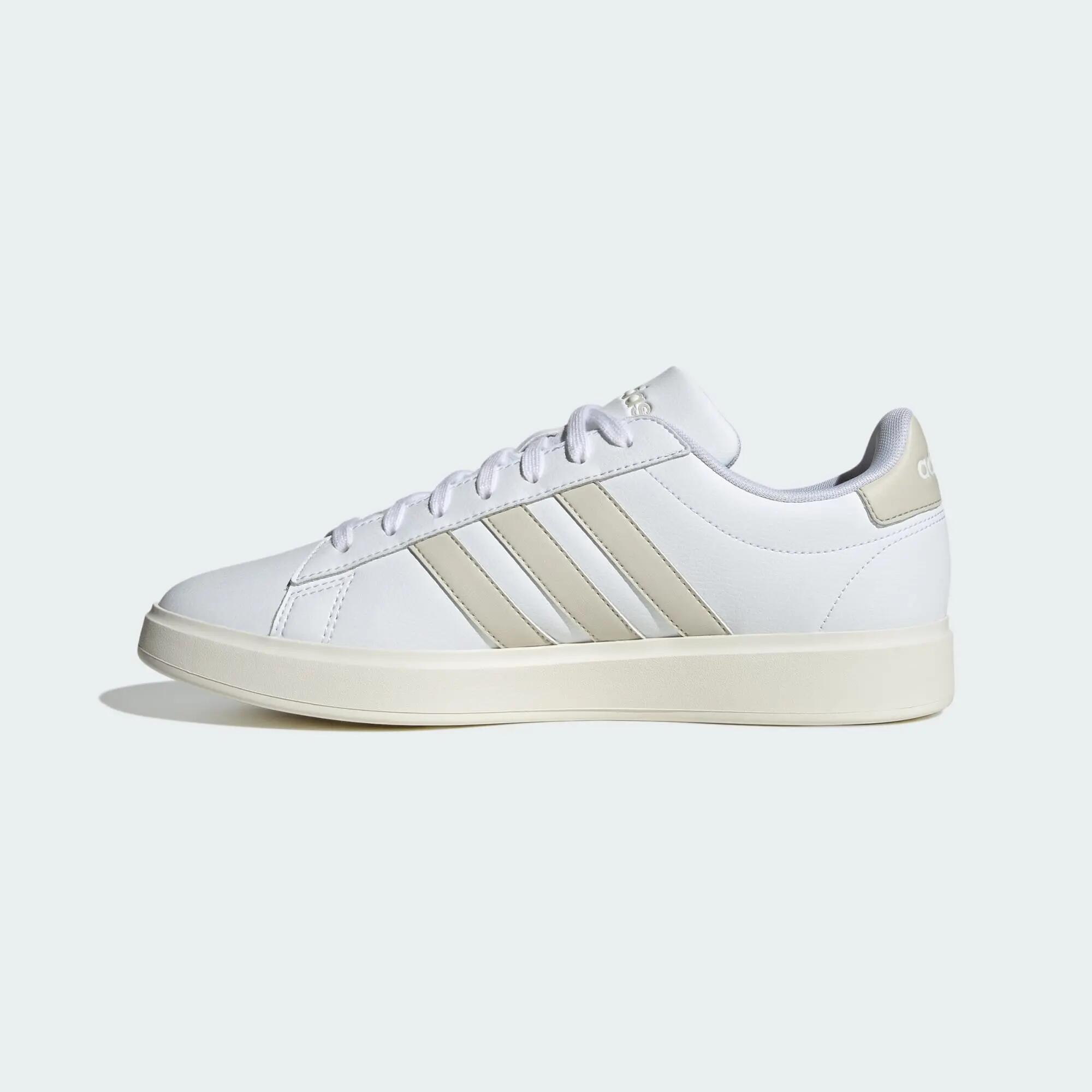 Chaussure Grand Court Cloudfoam Comfort 8/8