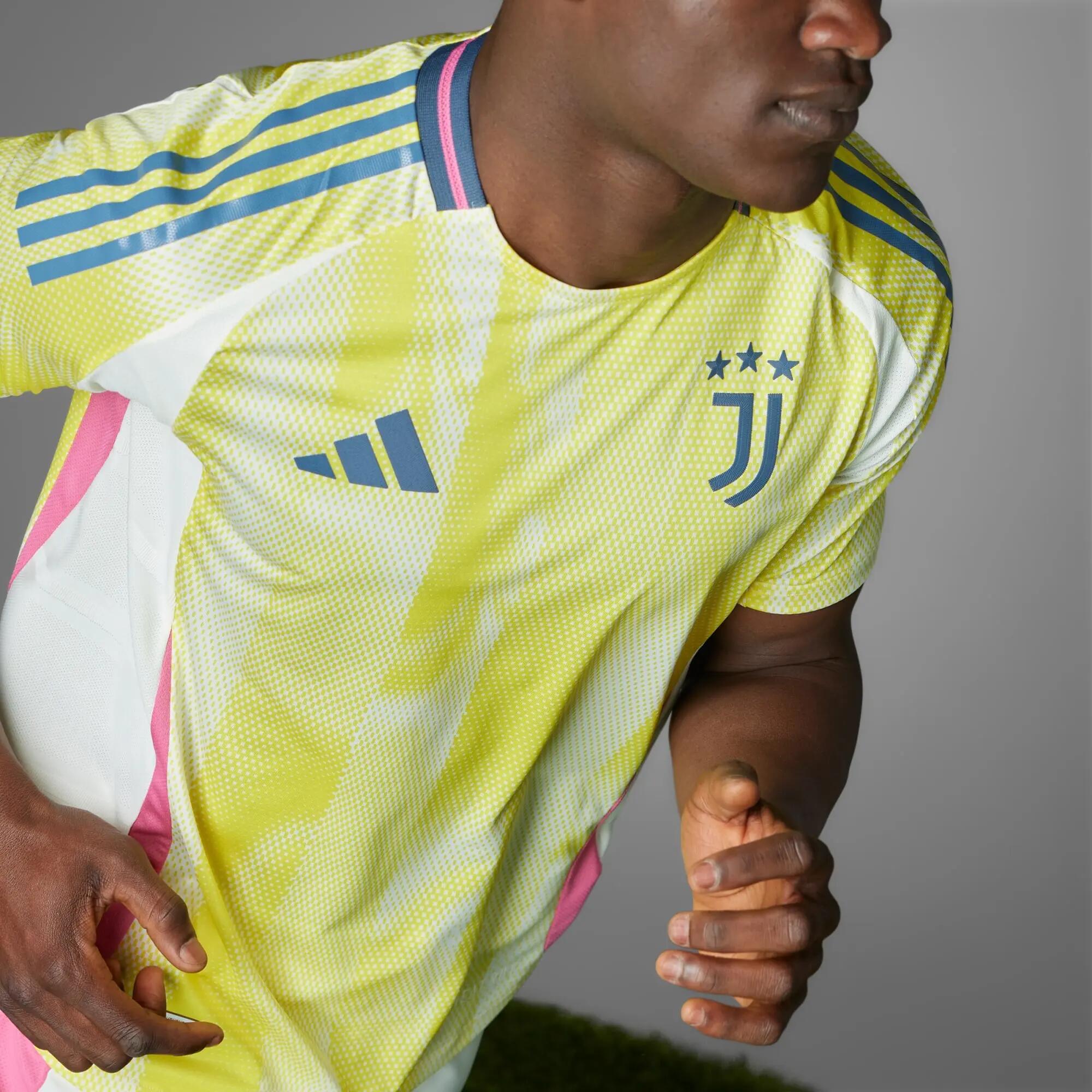 Venkovní dres Juventus 24/25 Authentic 4/15