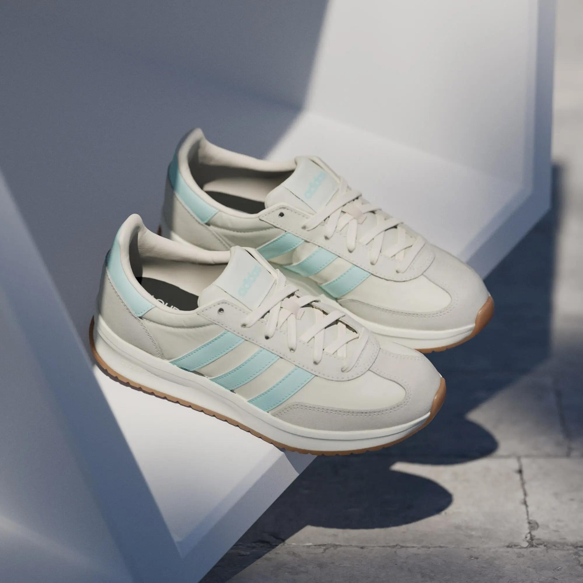RUN 70s 2.0 Schoenen 4/16