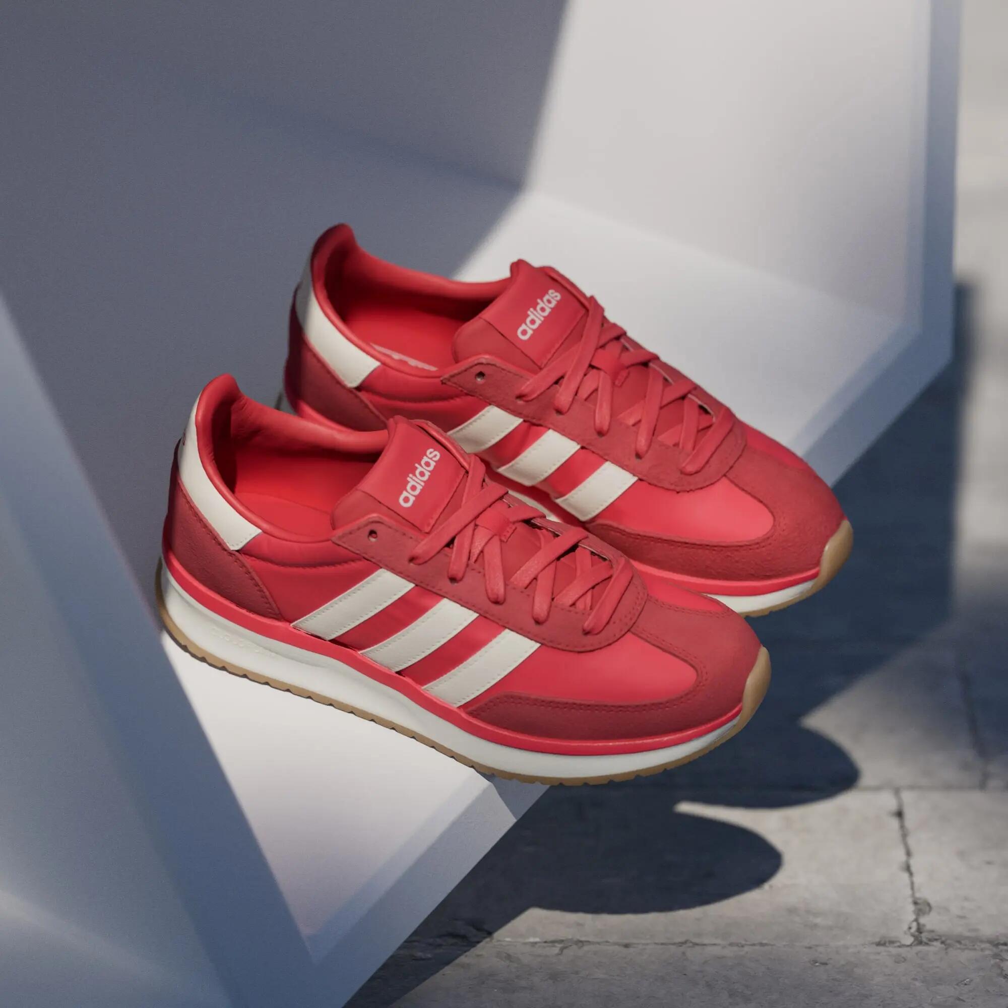 RUN 70s 2.0 Schoenen 4/15