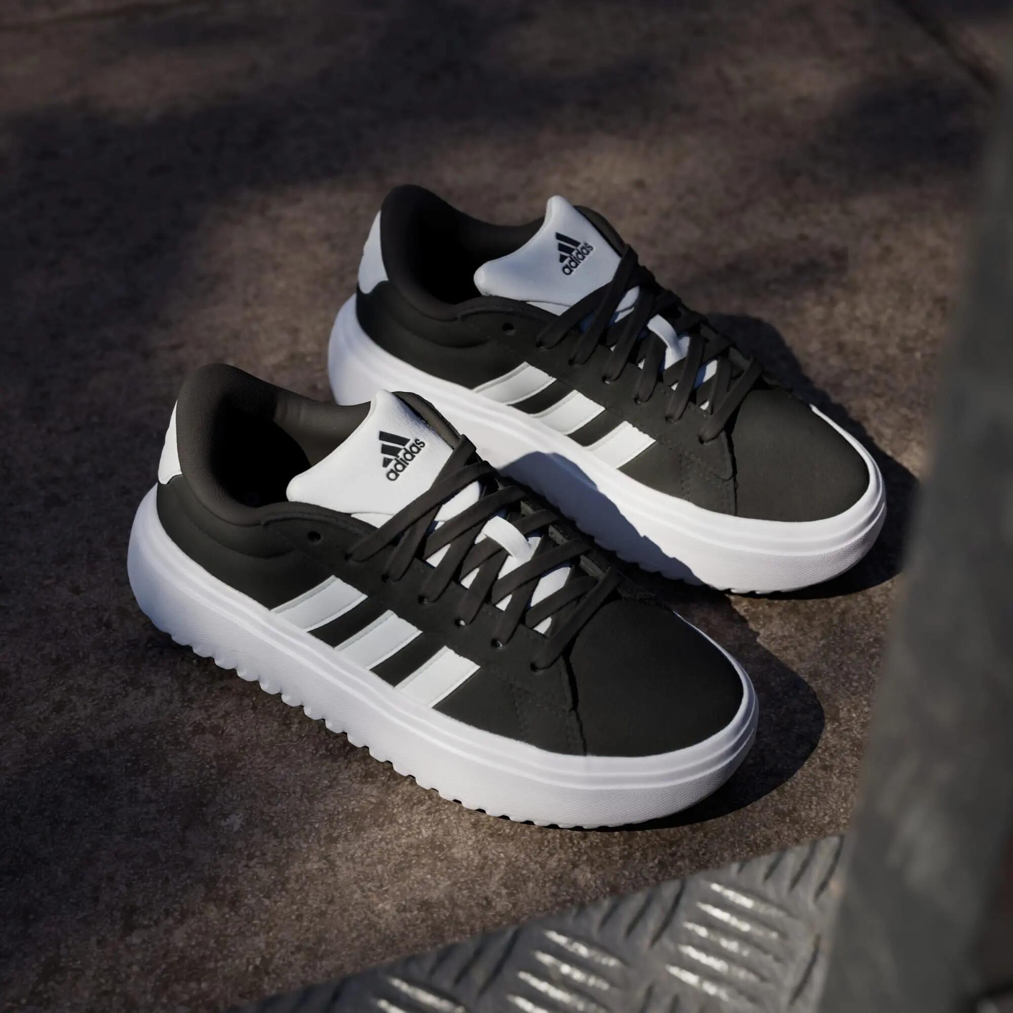 Grand Court Platform Schuh 4/15